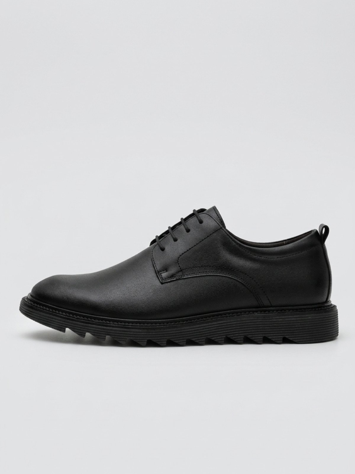 Sapato Masculino Chazak Social Casual Couro Premium Preto com Solado Tratorado