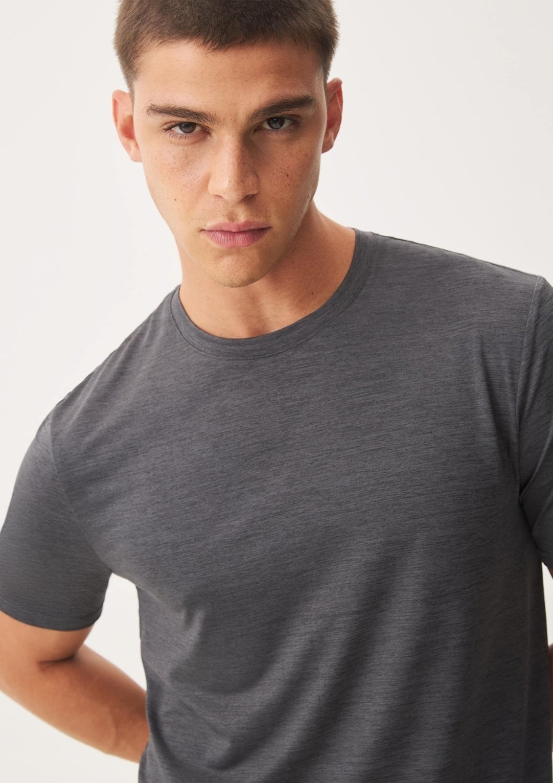 Camiseta Masculina Esportiva Básica Toque Gelado Hering
