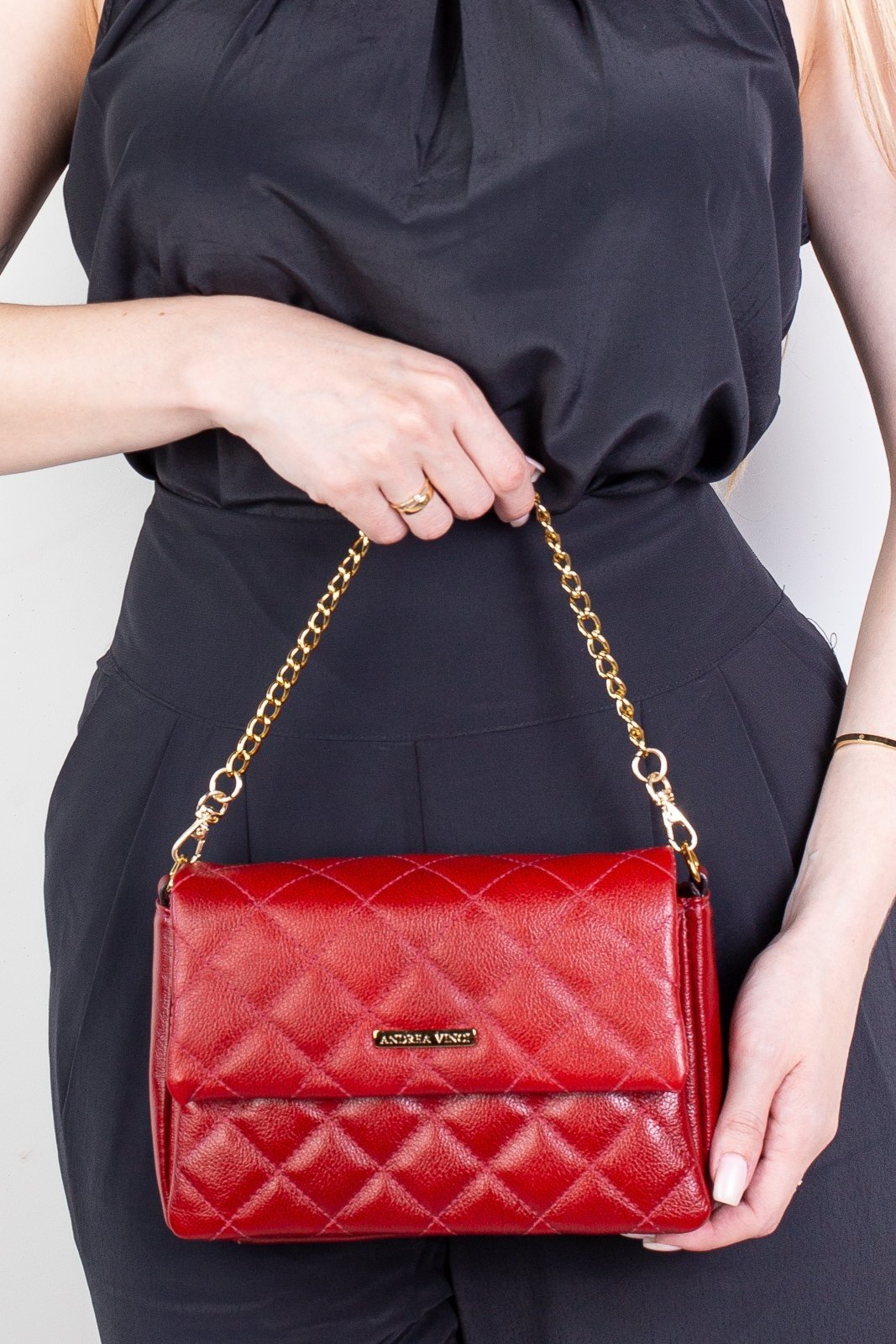 Bolsa de couro com corrente matelassê Giulia - Vermelho