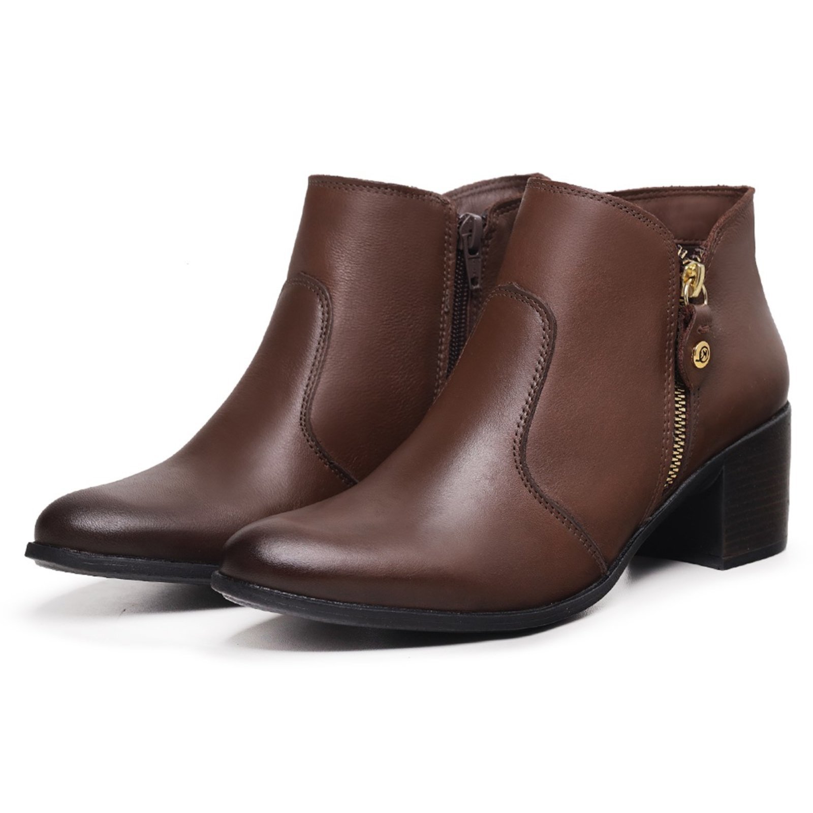 Bota Country Feminina de Couro Cano Médio De Coutro Salto Baixo Mod.0205 Marrom