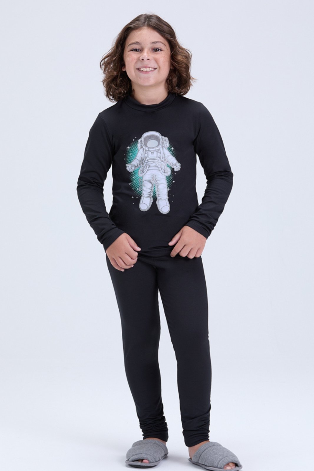Vista 2 Infantil - Conjunto Térmico Masculino Brilha no Escuro Astronauta VIDA COSTEIRA preto VIDA COSTEIRA preto