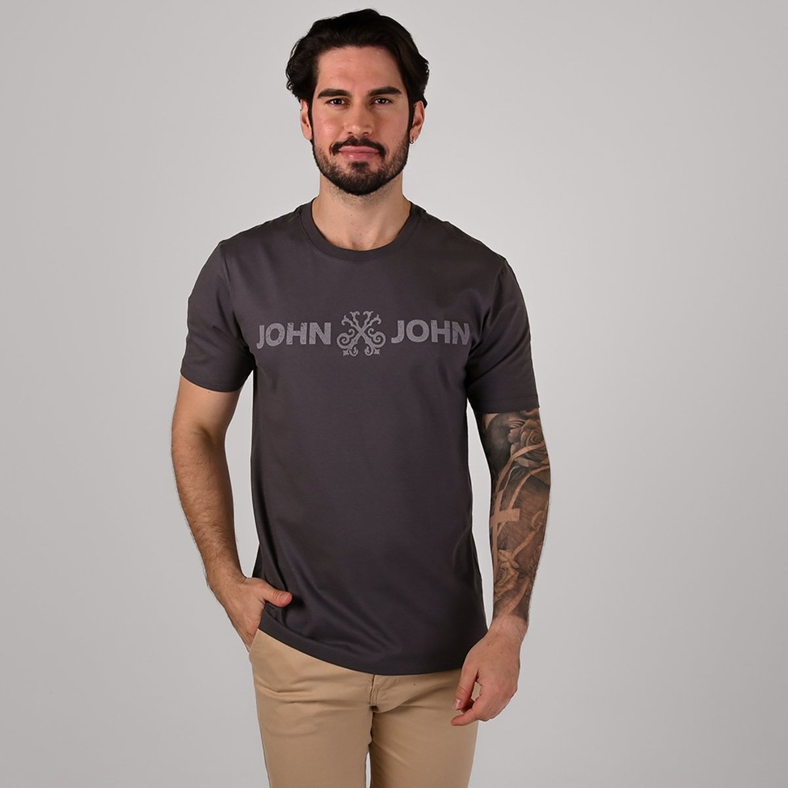 Camiseta John John Logo Destroyed Cinza
