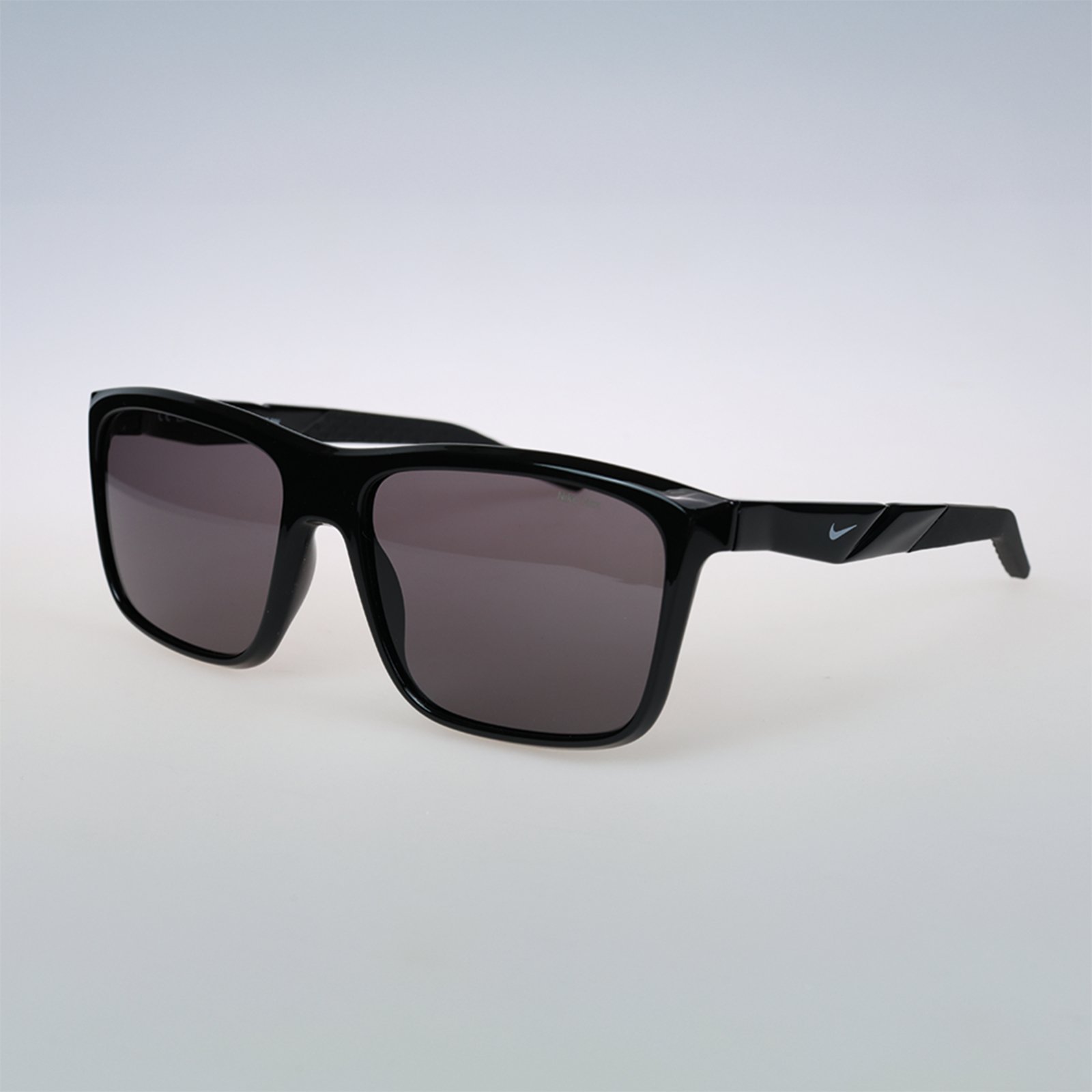 Óculos de Sol Nike Radeon Byte Smokey Black