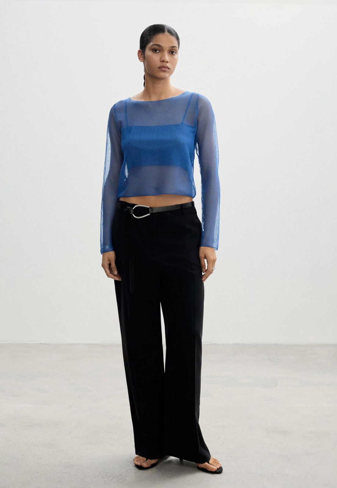 Vista 3 Blusa Mango Reta Transparente com Top azul Mango azul