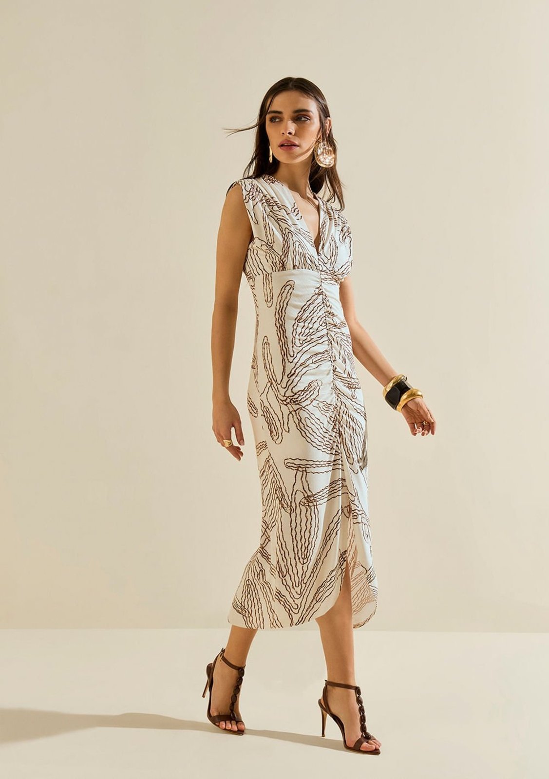 Vestido Morena Rosa Ajustado Decote V Sem Manga Midi Off-white