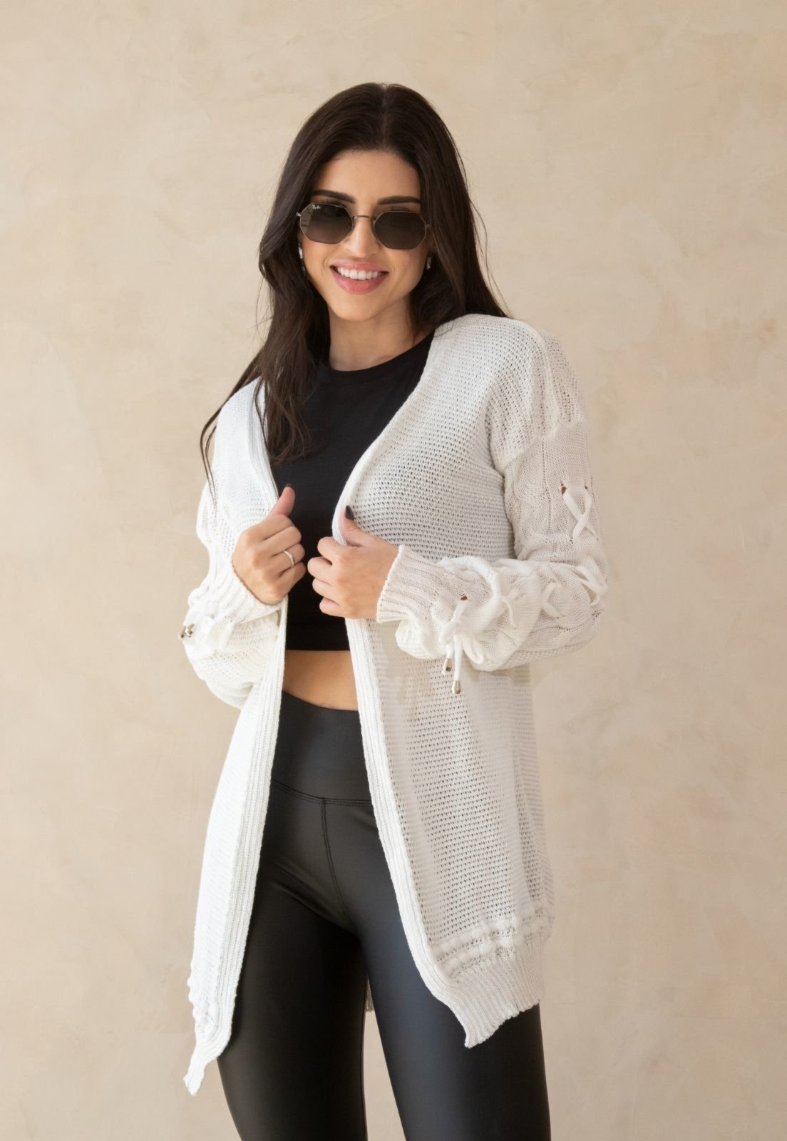 Cardigã Tricot Detalhes Trançados na Manga Longa Inverno Noruega Branco