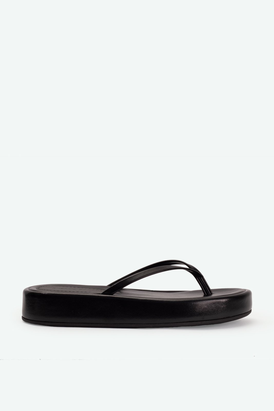 Flat Kelly Napa Preto Suzana Santos