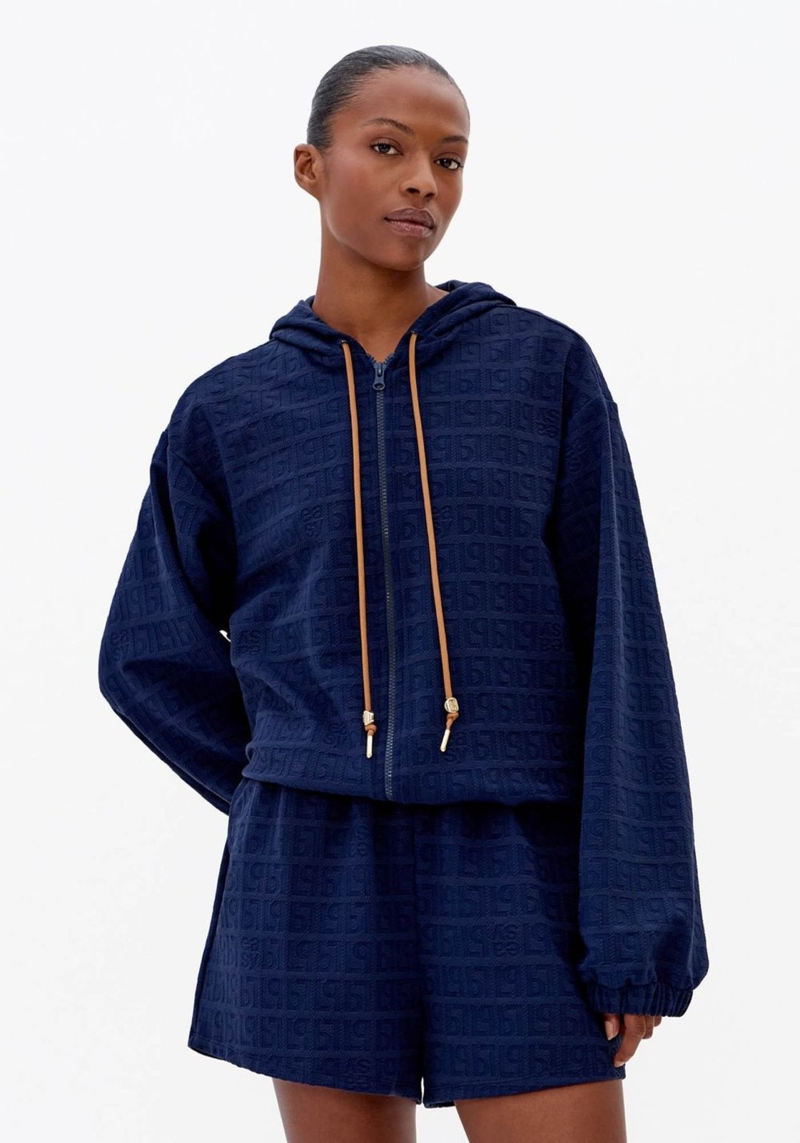 Jaqueta Média Com Capuz Malha Jacquard Sport Easy