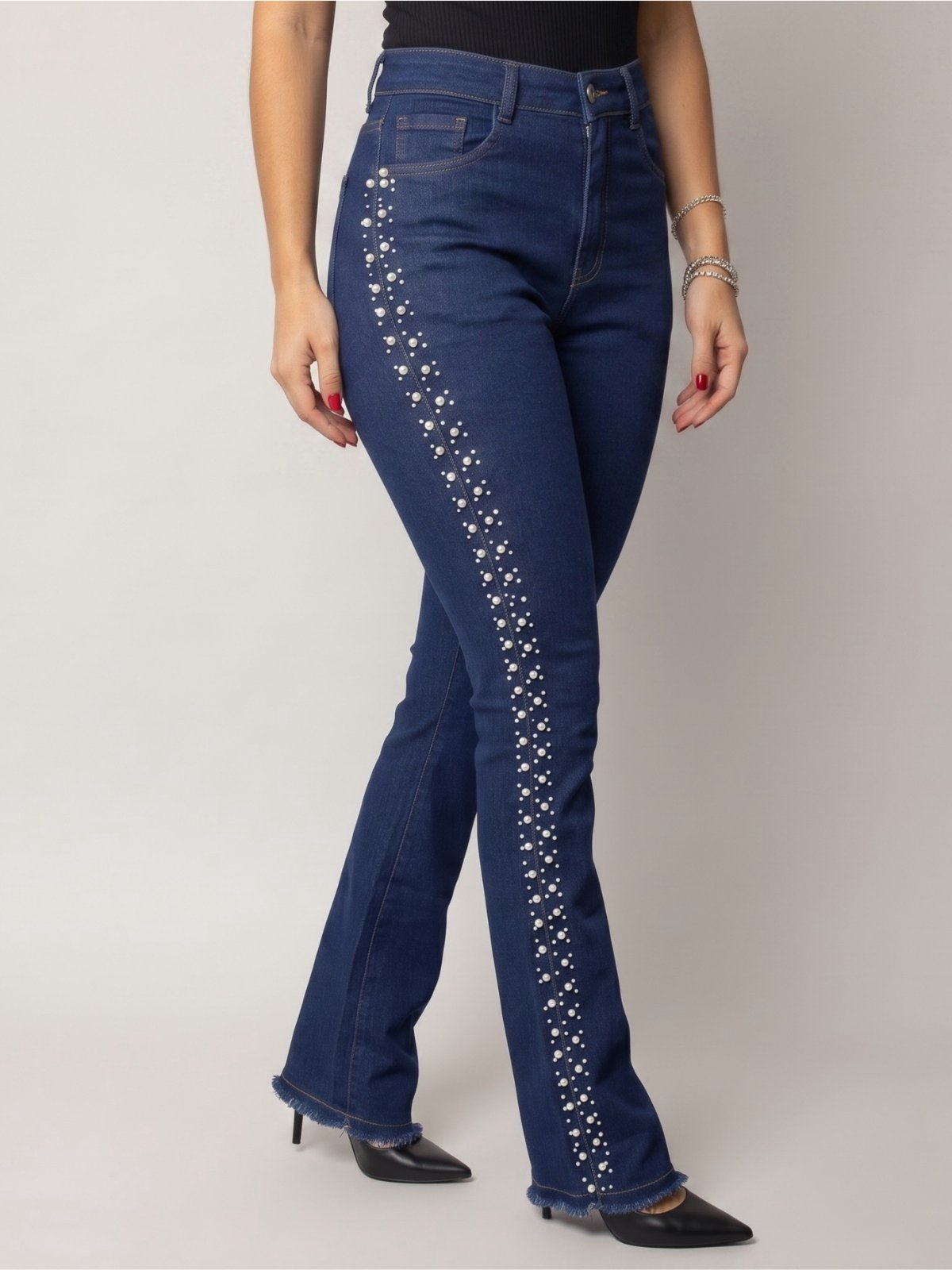 Calça Feminina Flare Jeans escuro com Faixa de Strass na Lateral Glam Brilho Premium