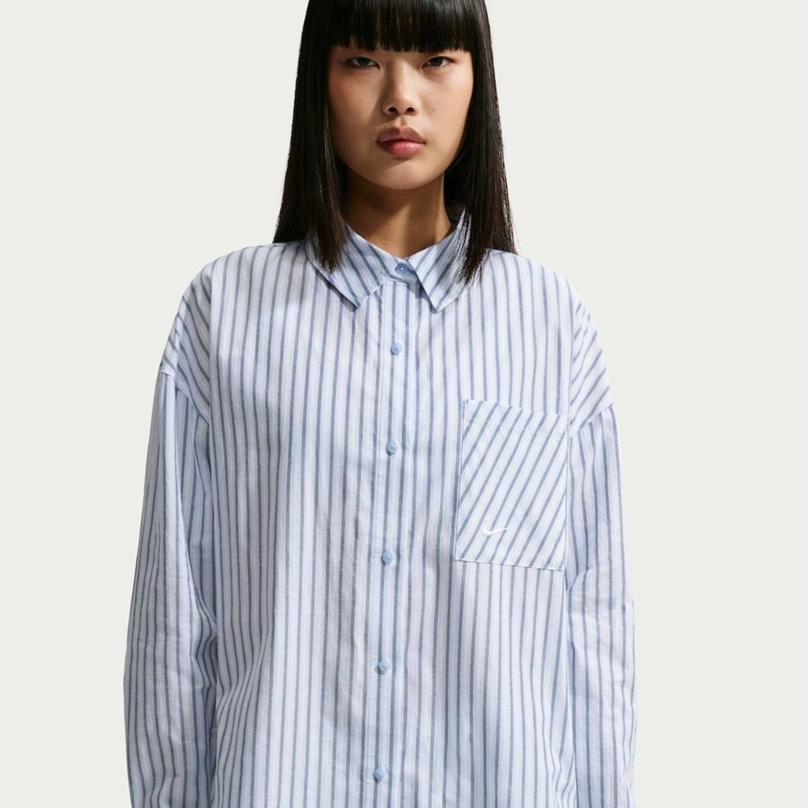 Vista 2 Camisa Nike Sportswear Woven Manga Longa Feminina azul Nike azul
