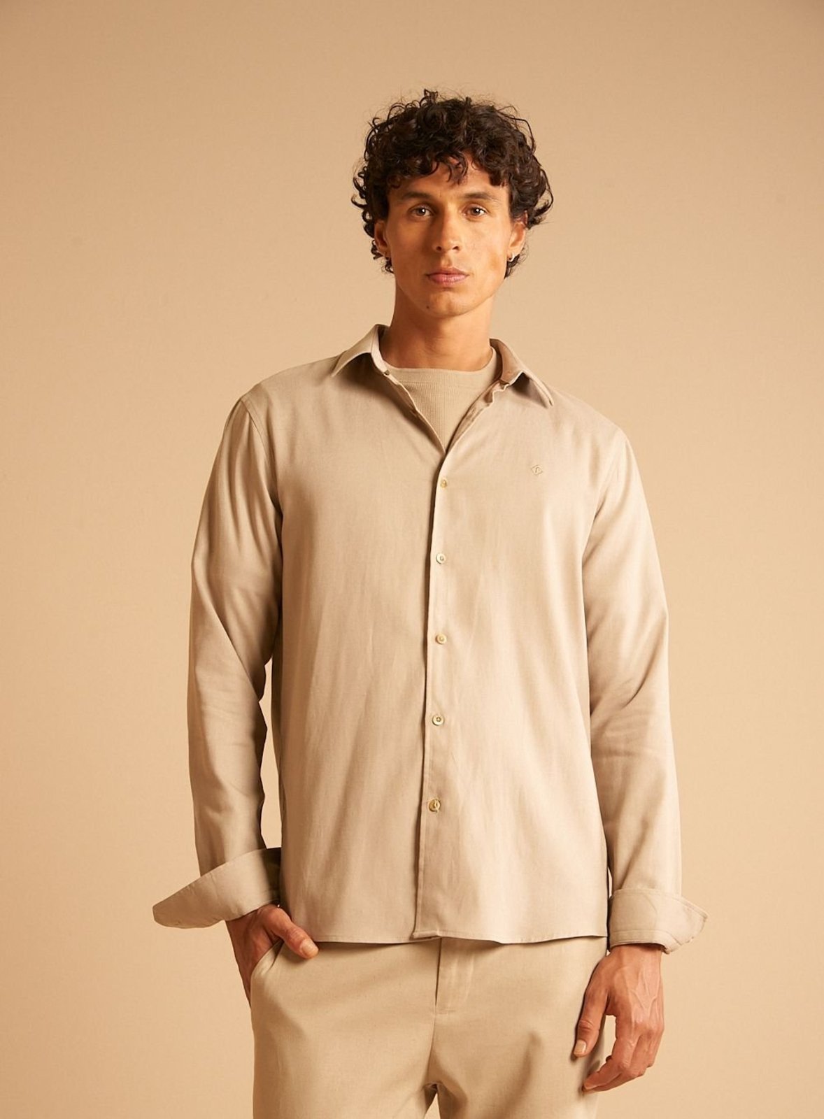 Camisa Masculina Relax Forum Bege Bisquet
