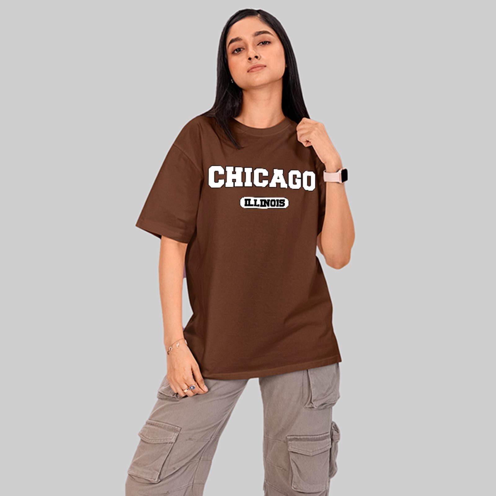 Camiseta Oversized Chicago Illinois Estética College Universitário Marrom