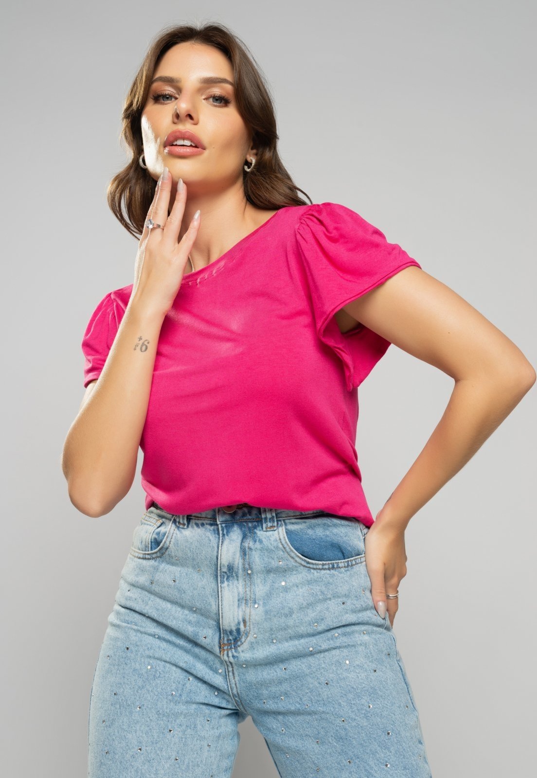 Blusa Salvatore Princesa Com Detalhe Assimétrico Malha Rosa