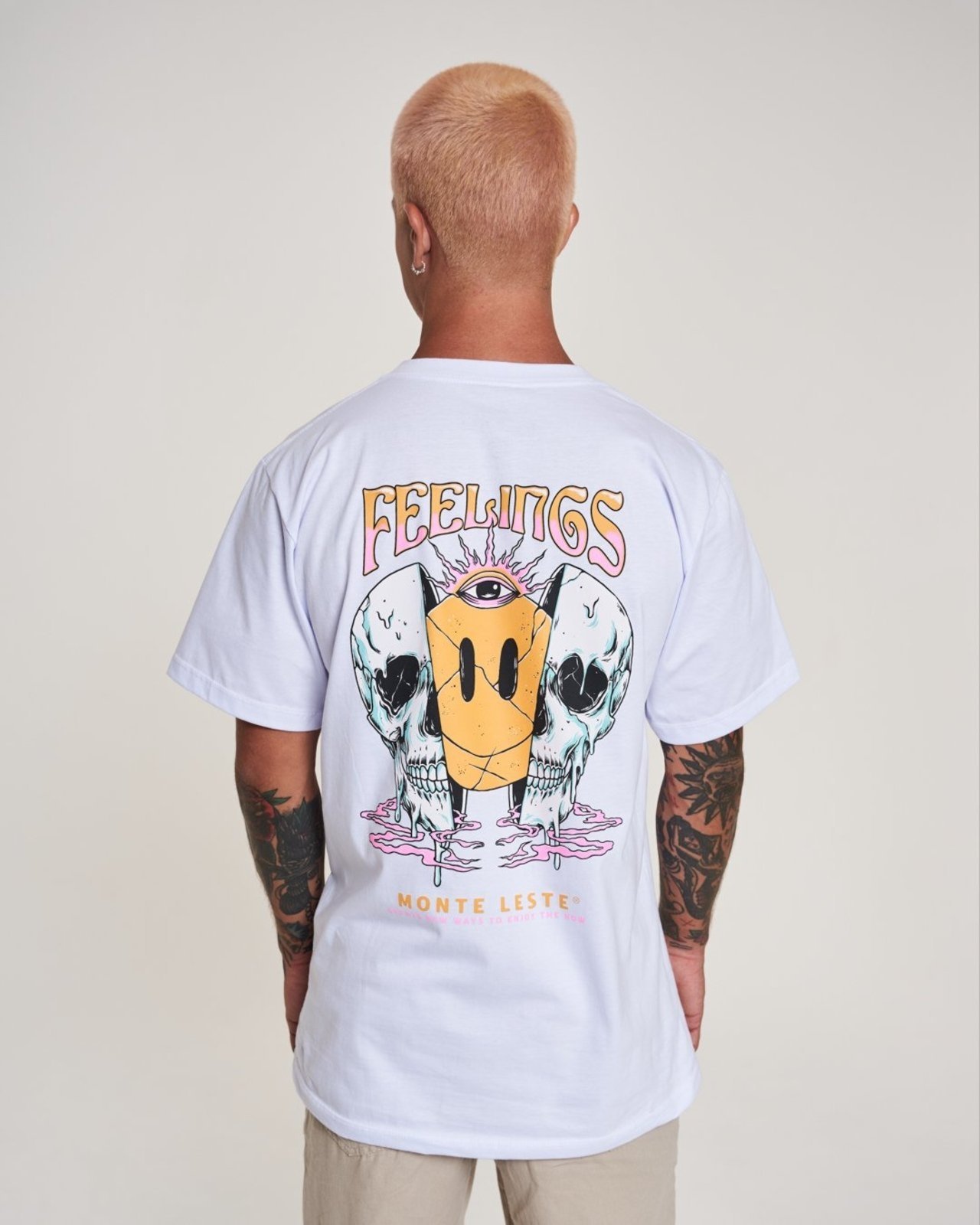 Camiseta Regular Estampada - Feelings Branco