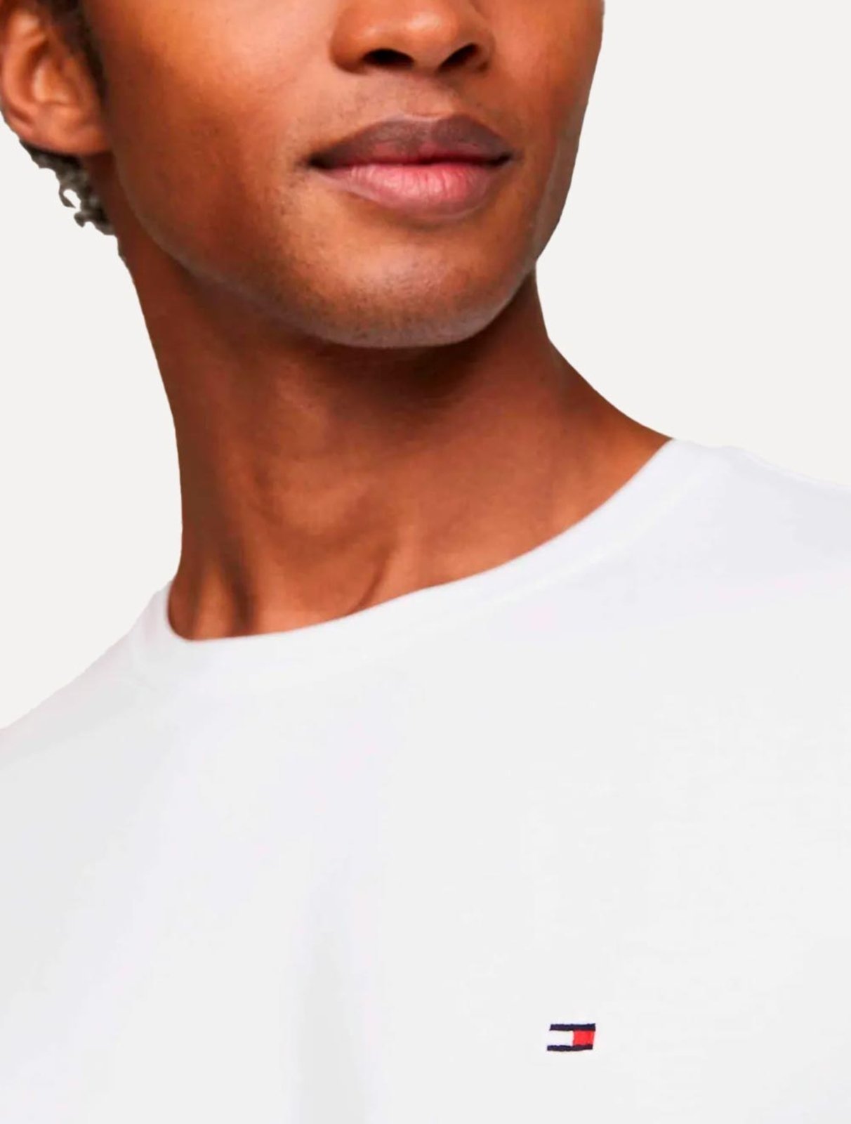 Vista 3 Camiseta Tommy Jeans Masculina Regular Jersey C-Neck Flag Branca branco Tommy Jeans branco