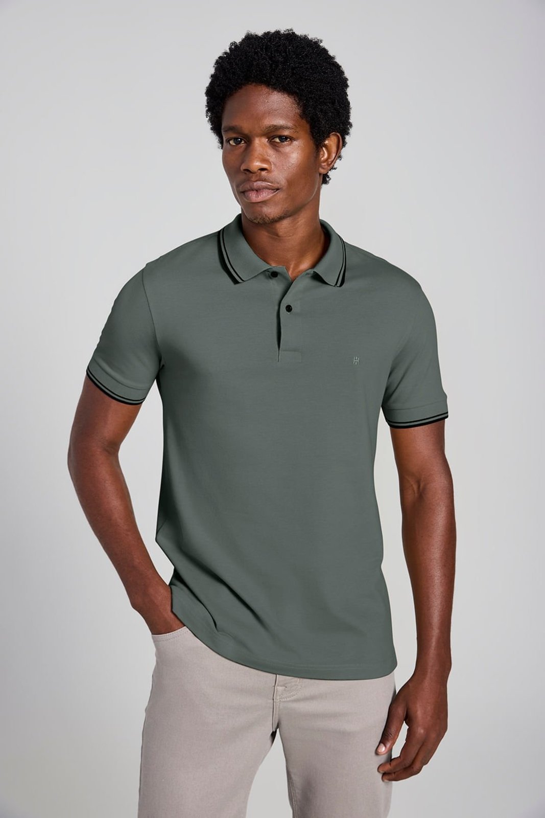 HIGHSTIL Polo Manga Curta Piquet Básica Slim Fit - Verde Militar