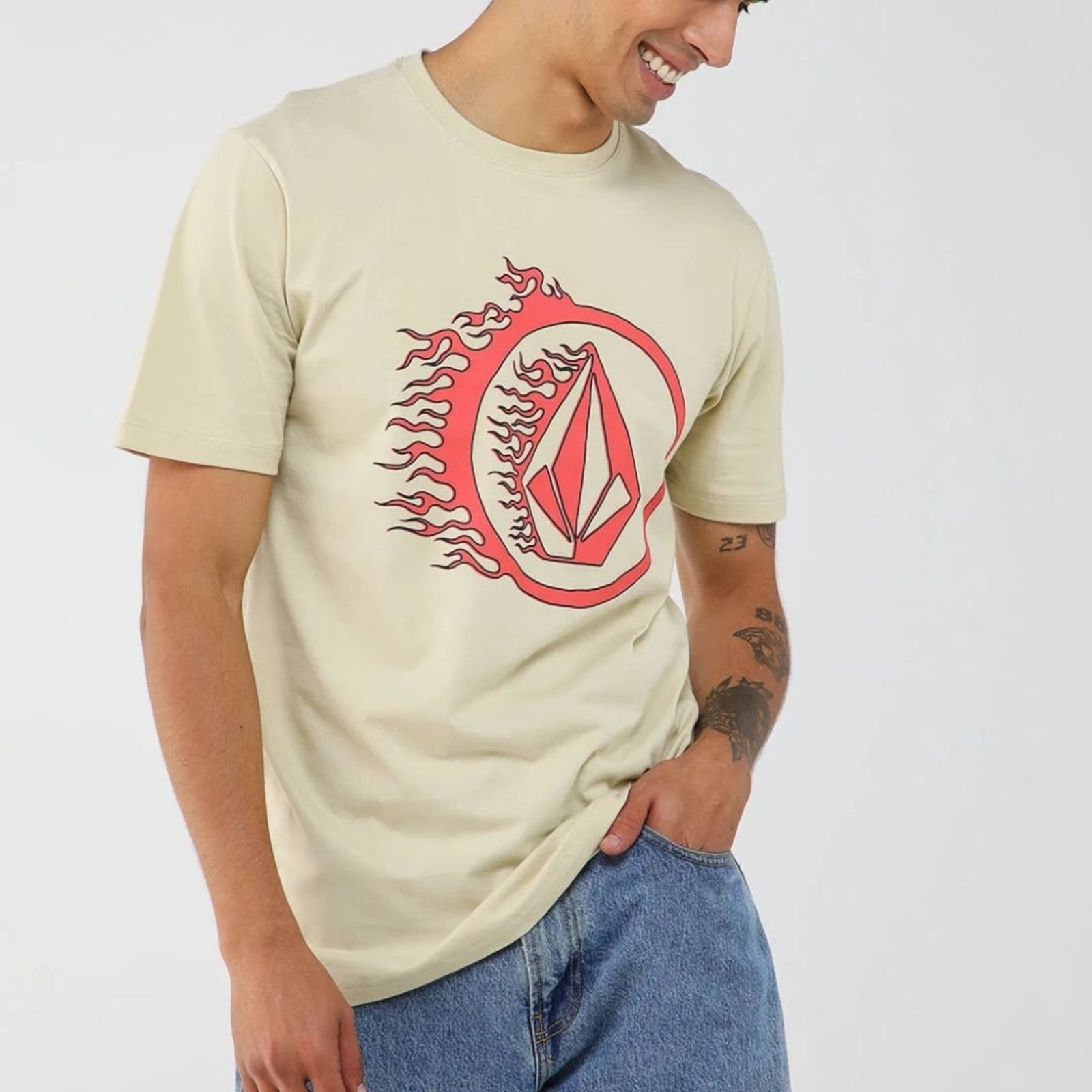 Camiseta Volcom Circle Stone - BEGE