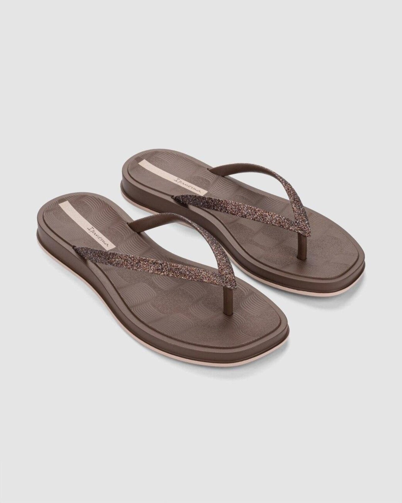 Chinelo Dedo Feminino Ipanema Gold Marrom