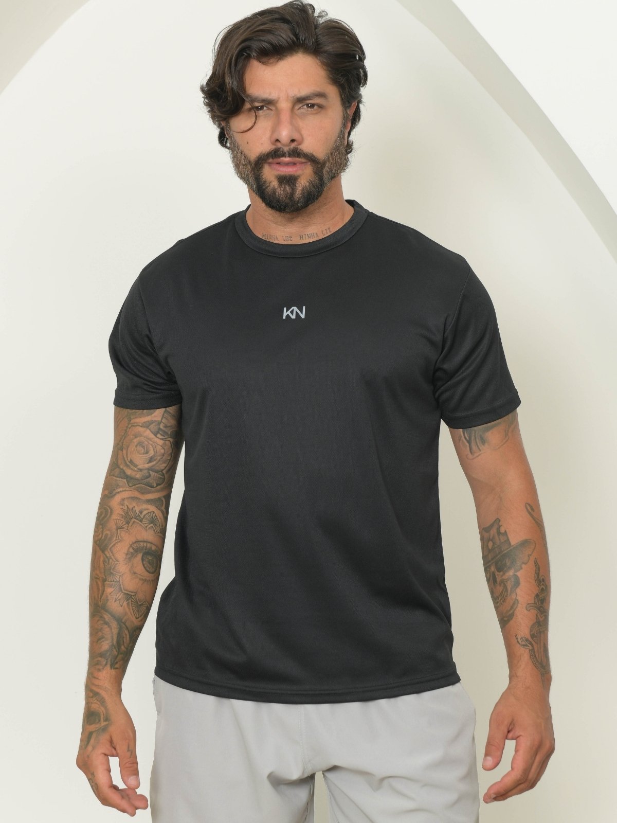 Camiseta Dry-Fit Masculina Preto Manga Curta para Esportes