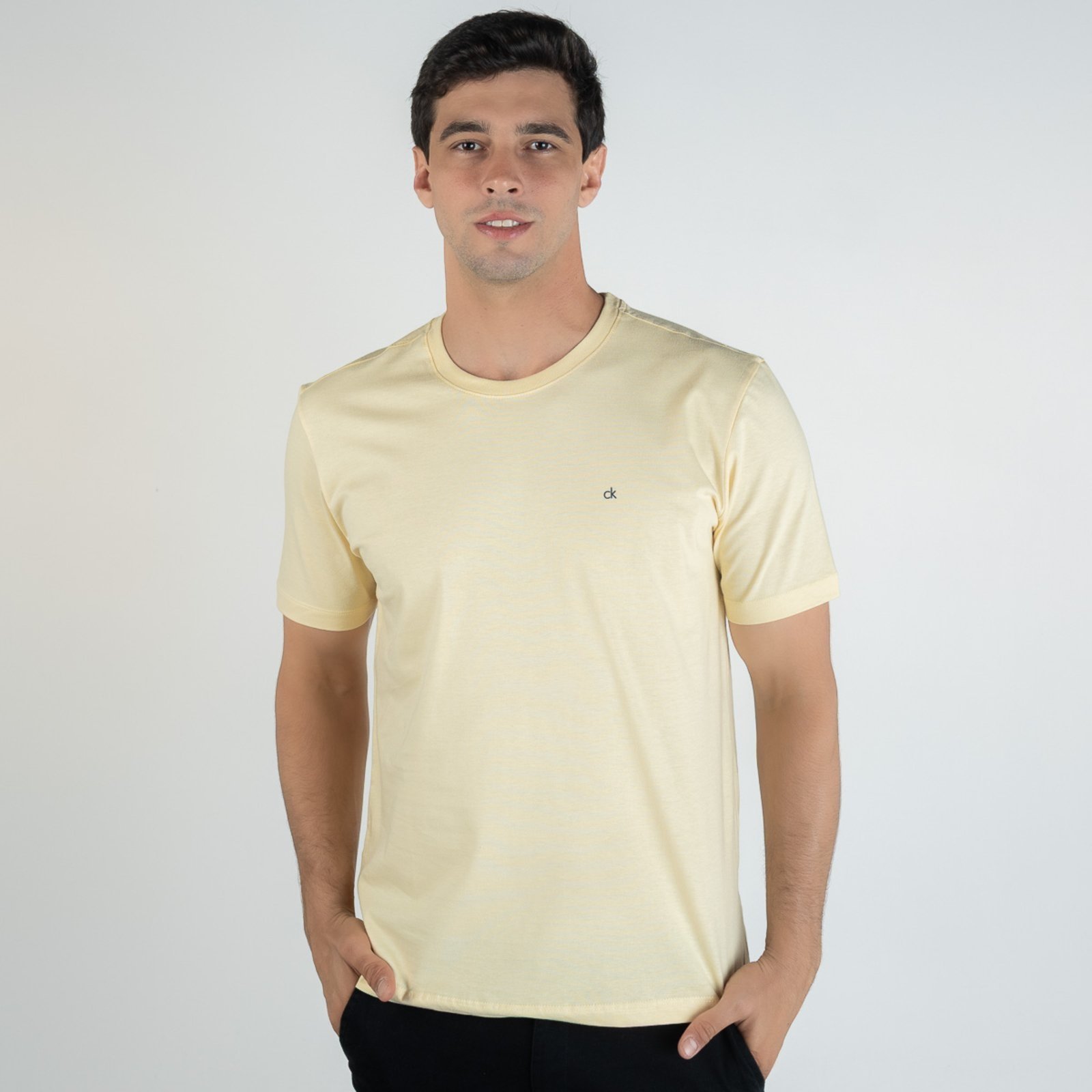 Camiseta Calvin Klein Minimalist Amarela