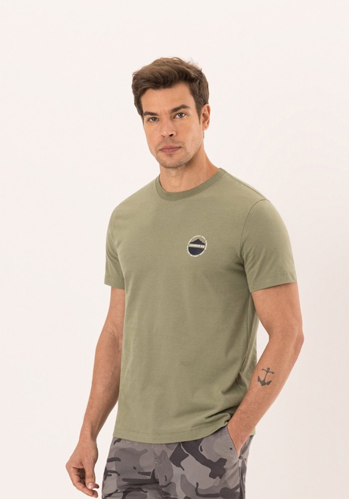 Camiseta Em Meia Malha Peletizada Com Estampas