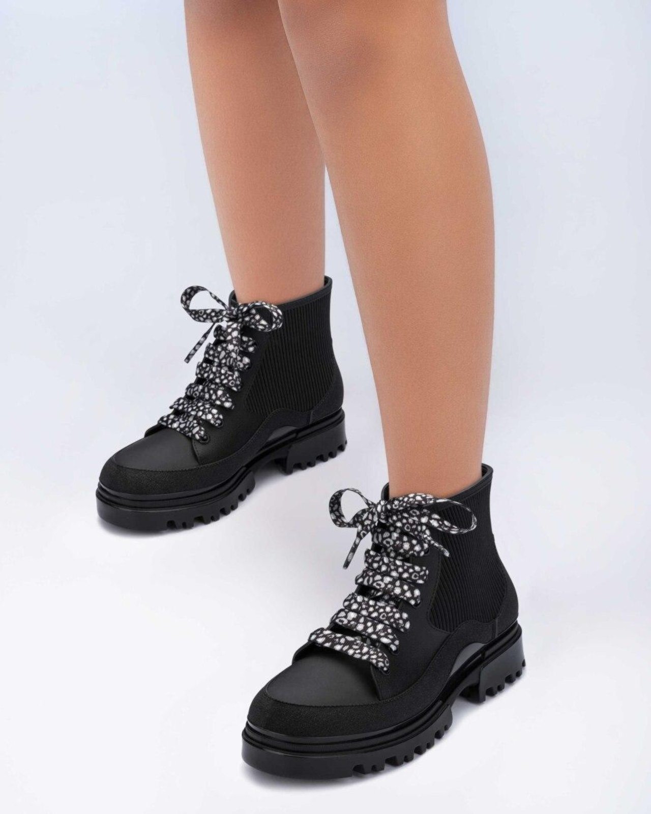 Vista 3 Infantil - Bota com Bolsa Grendene Barbie Powerful GRENDENE KIDS preto GRENDENE KIDS preto