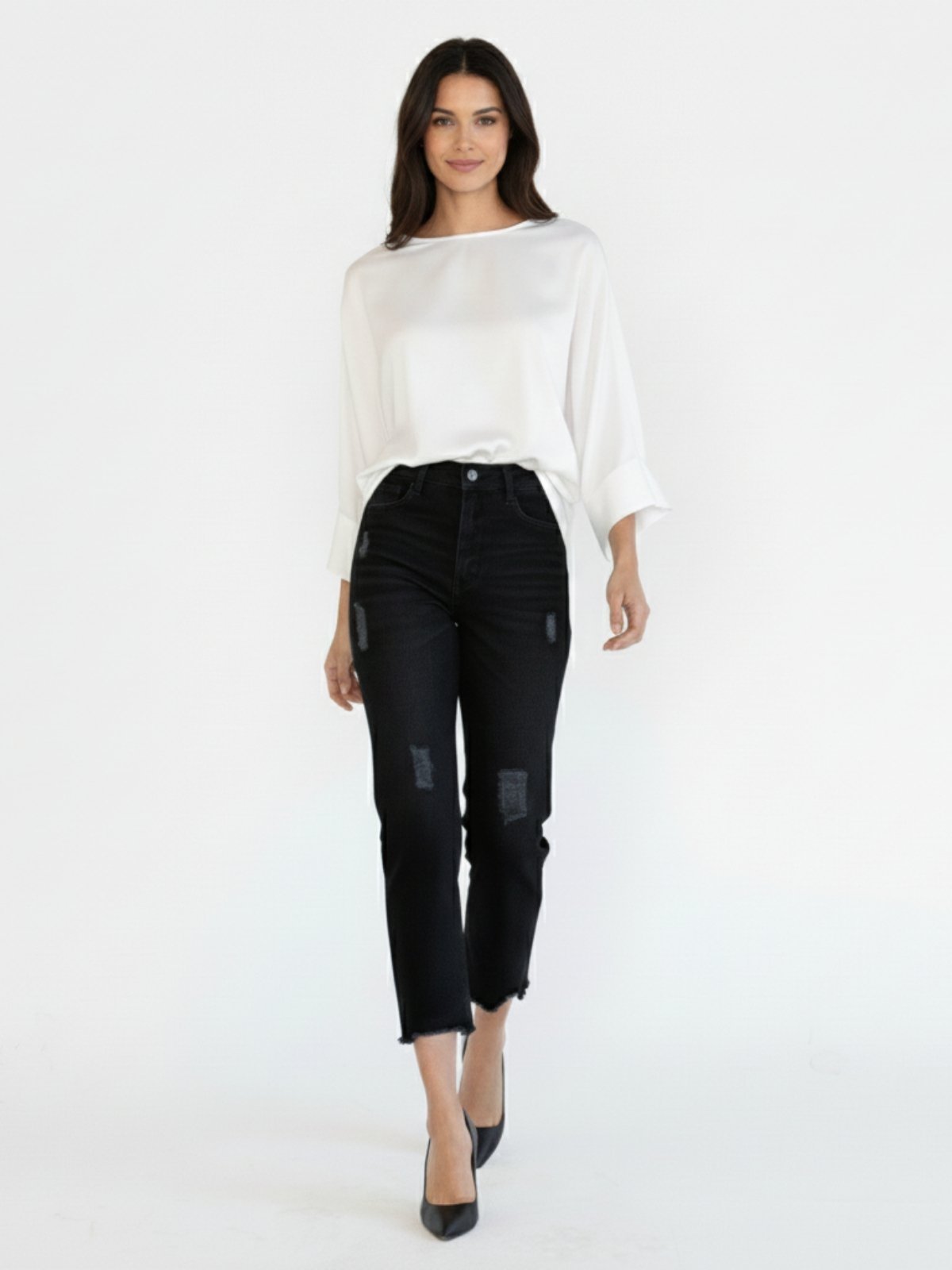 Calça Mom Fit Feminina Cintura Alta com Barra Assimétrica Preta 19th Street