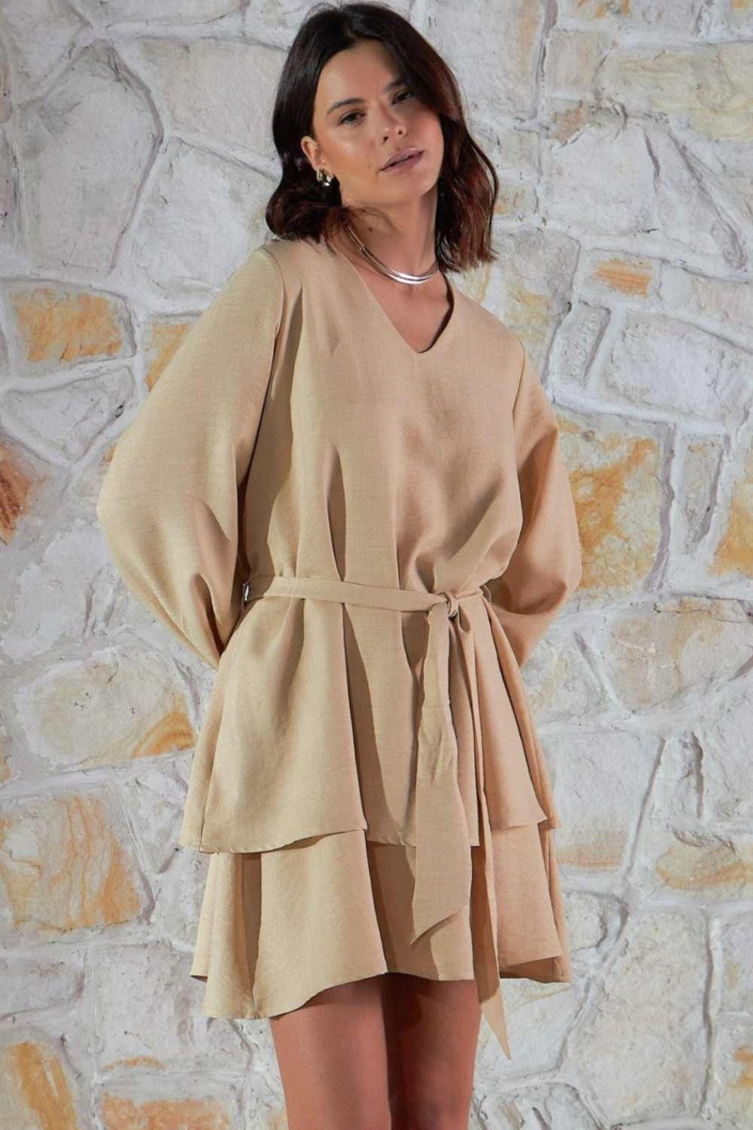 Vestido Vanibele Curto Nude