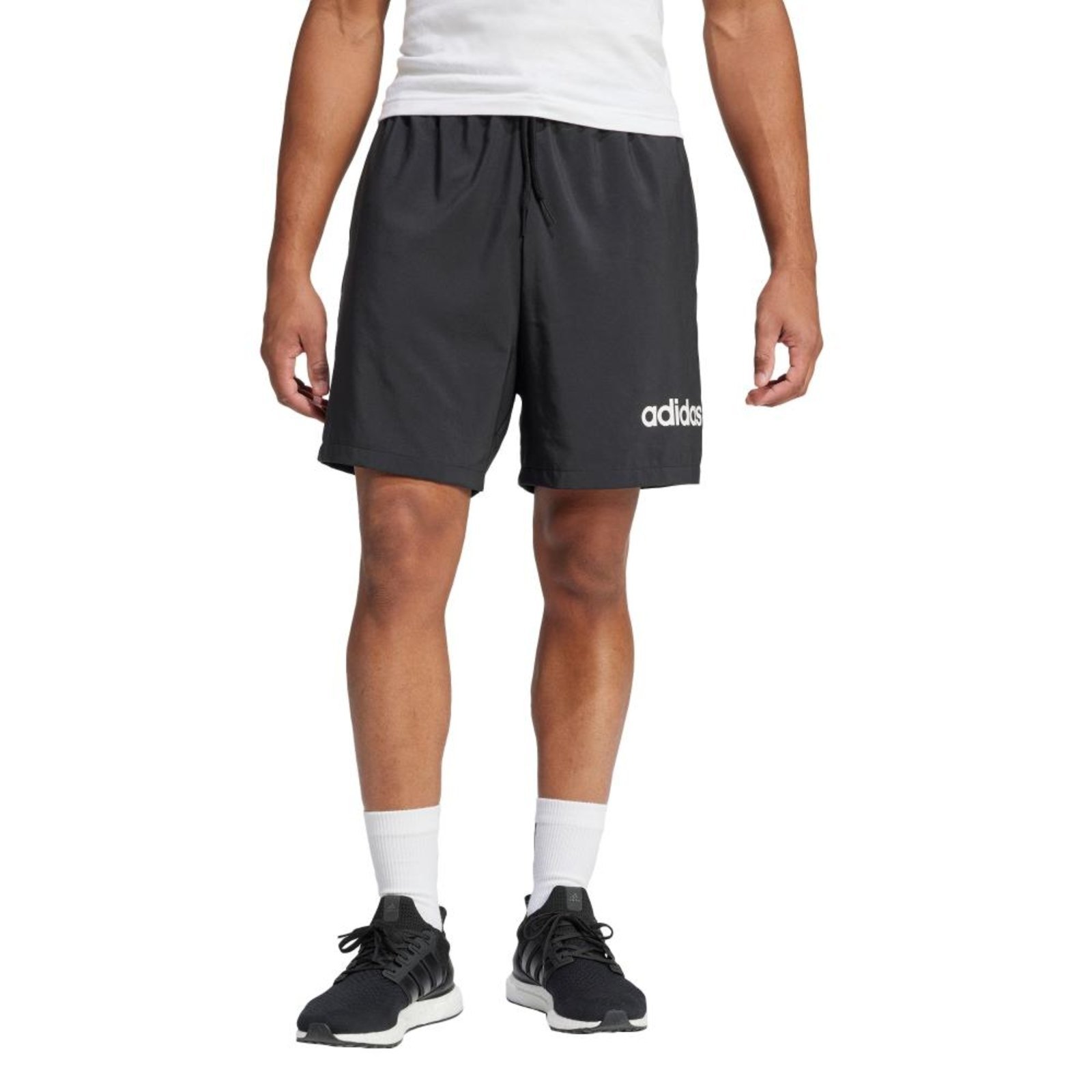 Shorts Essentials Linear Logo Preto
