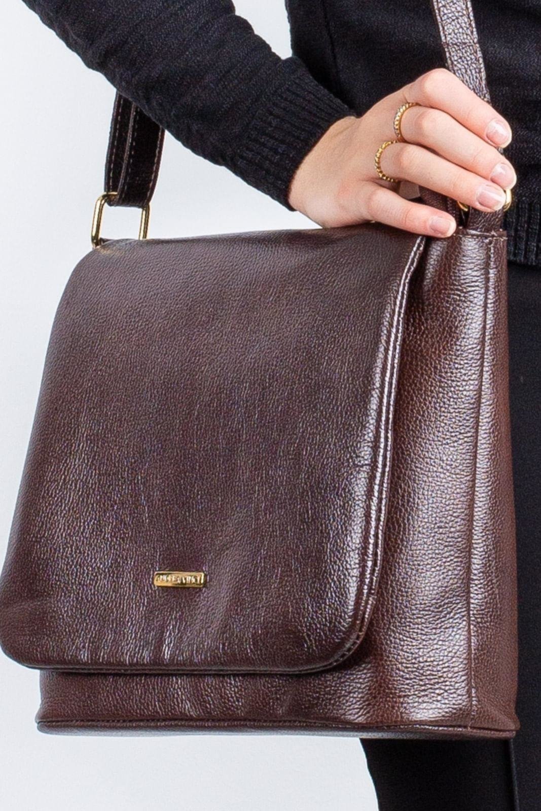 Vista 2 Bolsa Andrea Vinci Transversal Em Couro Liso Com Tampa Isadora - Café vermelho Andrea Vinci vermelho