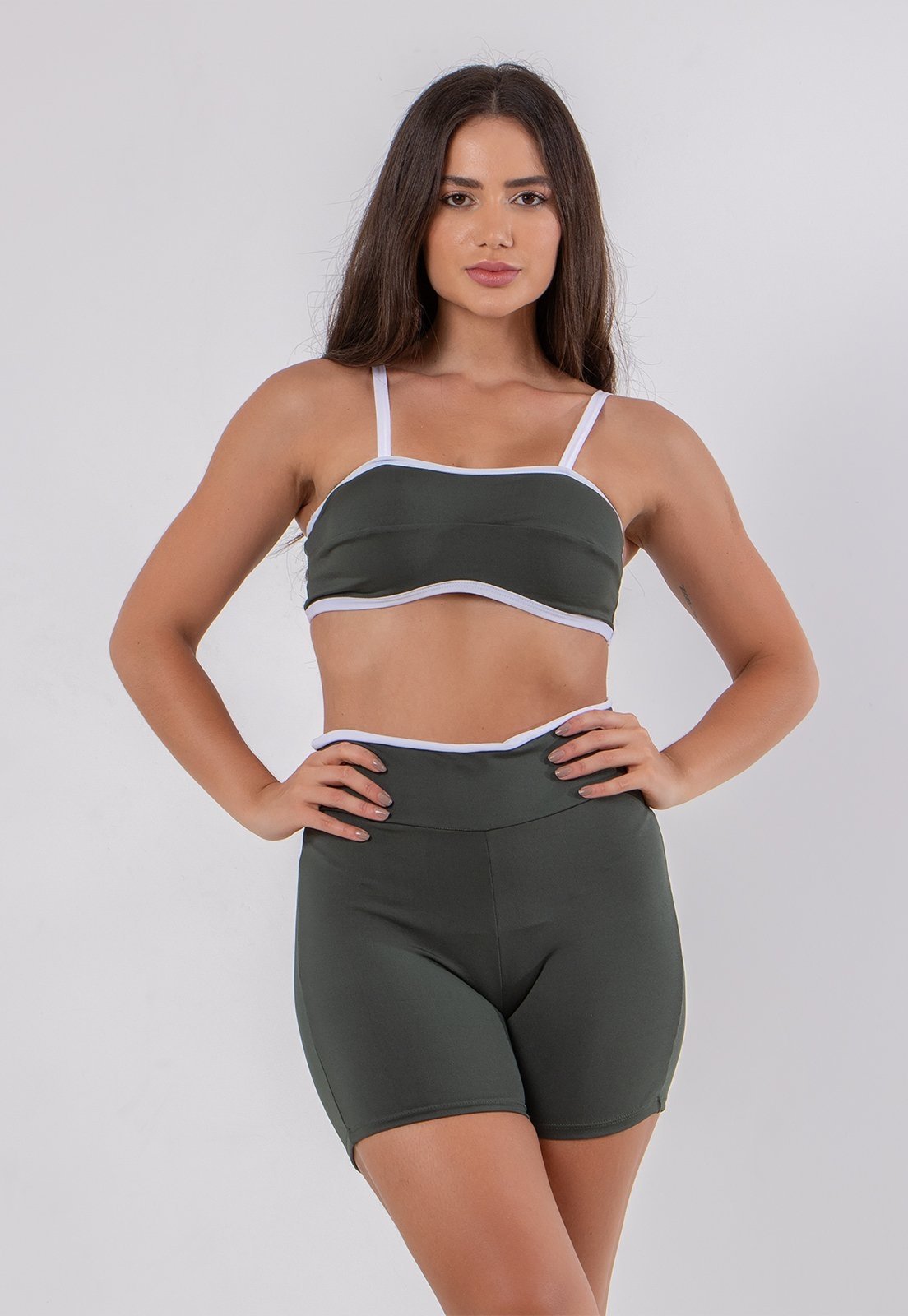Conjunto Fitness Bicolor Short e Top Academia 4 Estações Verde