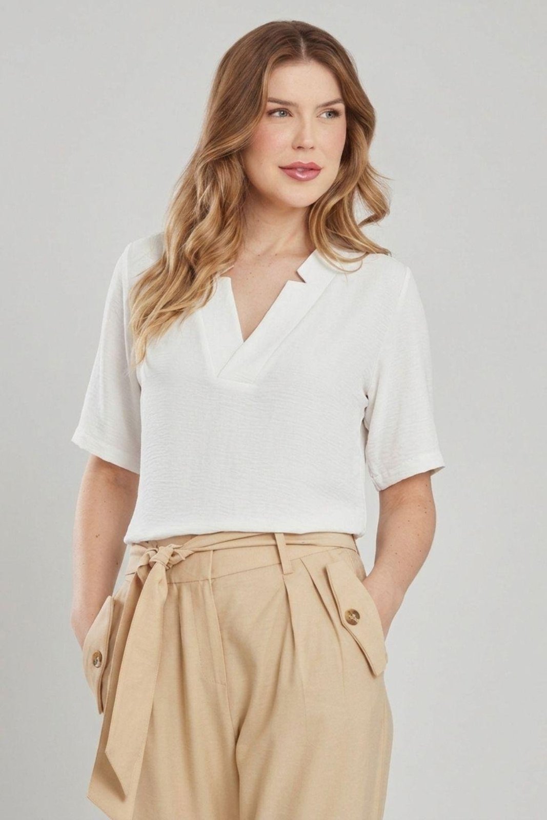 Blusa Fluid Básica Off White