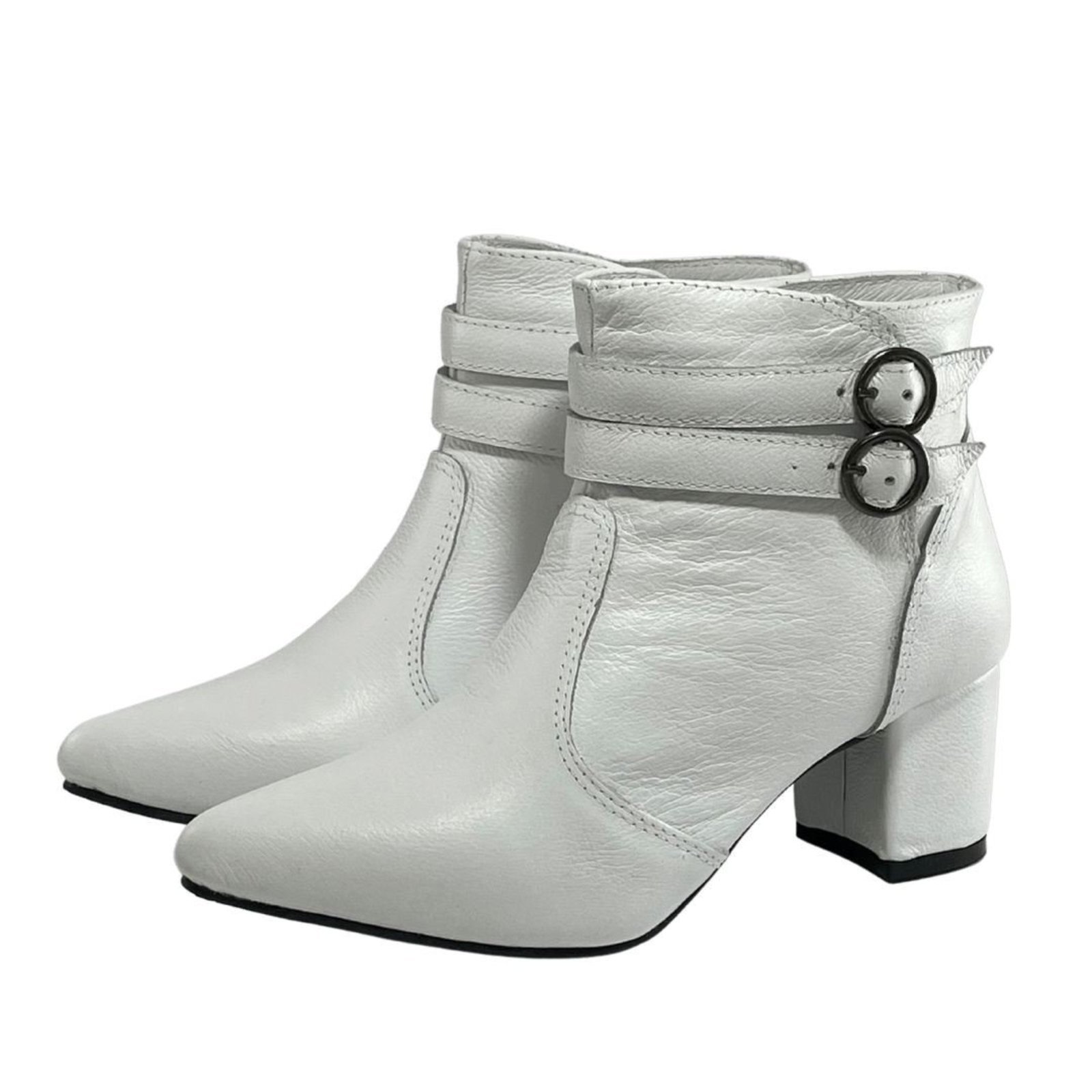Bota Feminina Em Couro Lirom Cano Curto Salto Grosso Bico Fino Confortável Branca Branco