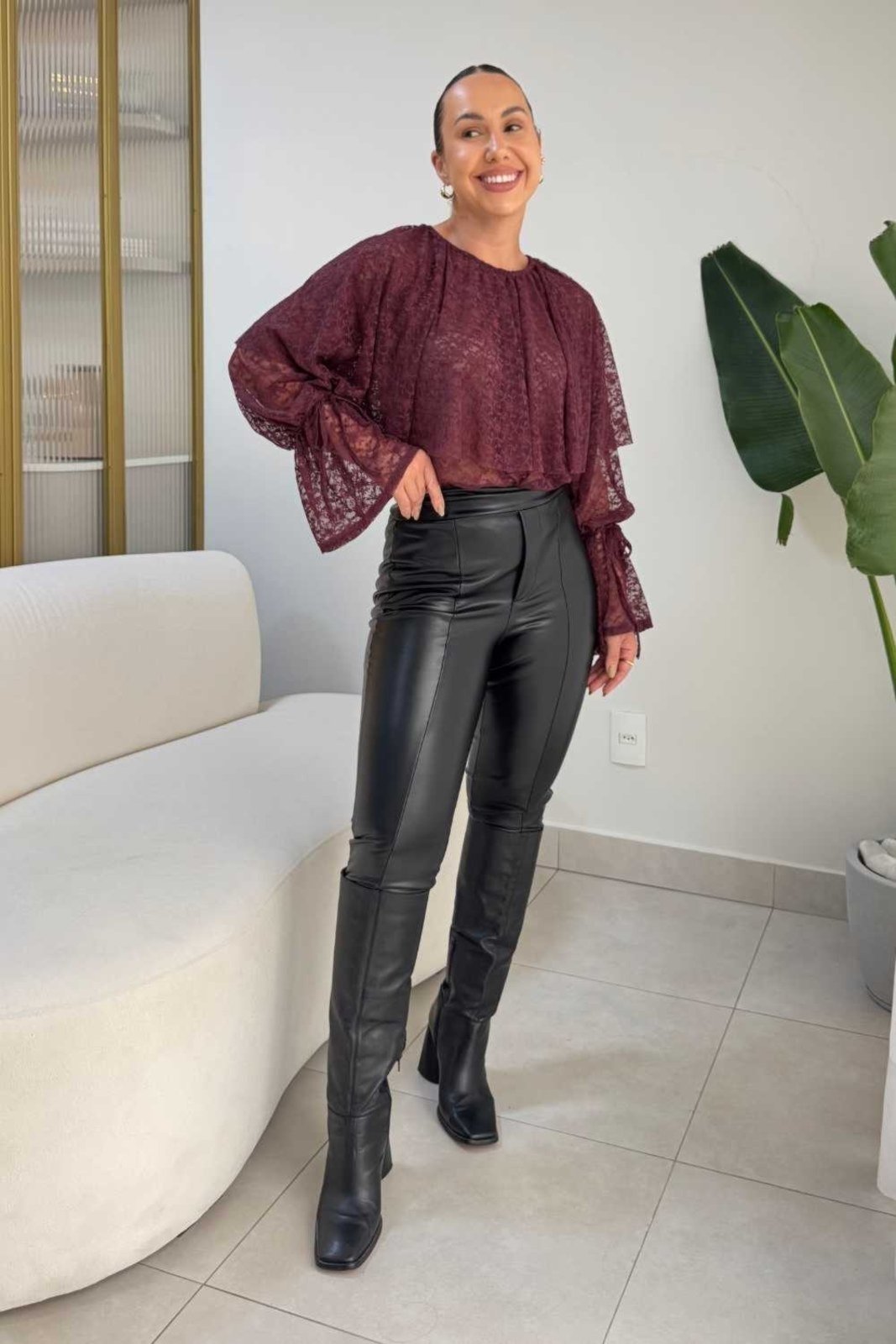 Vista 2 Blusa Vanibele Renda nude Vanibele nude