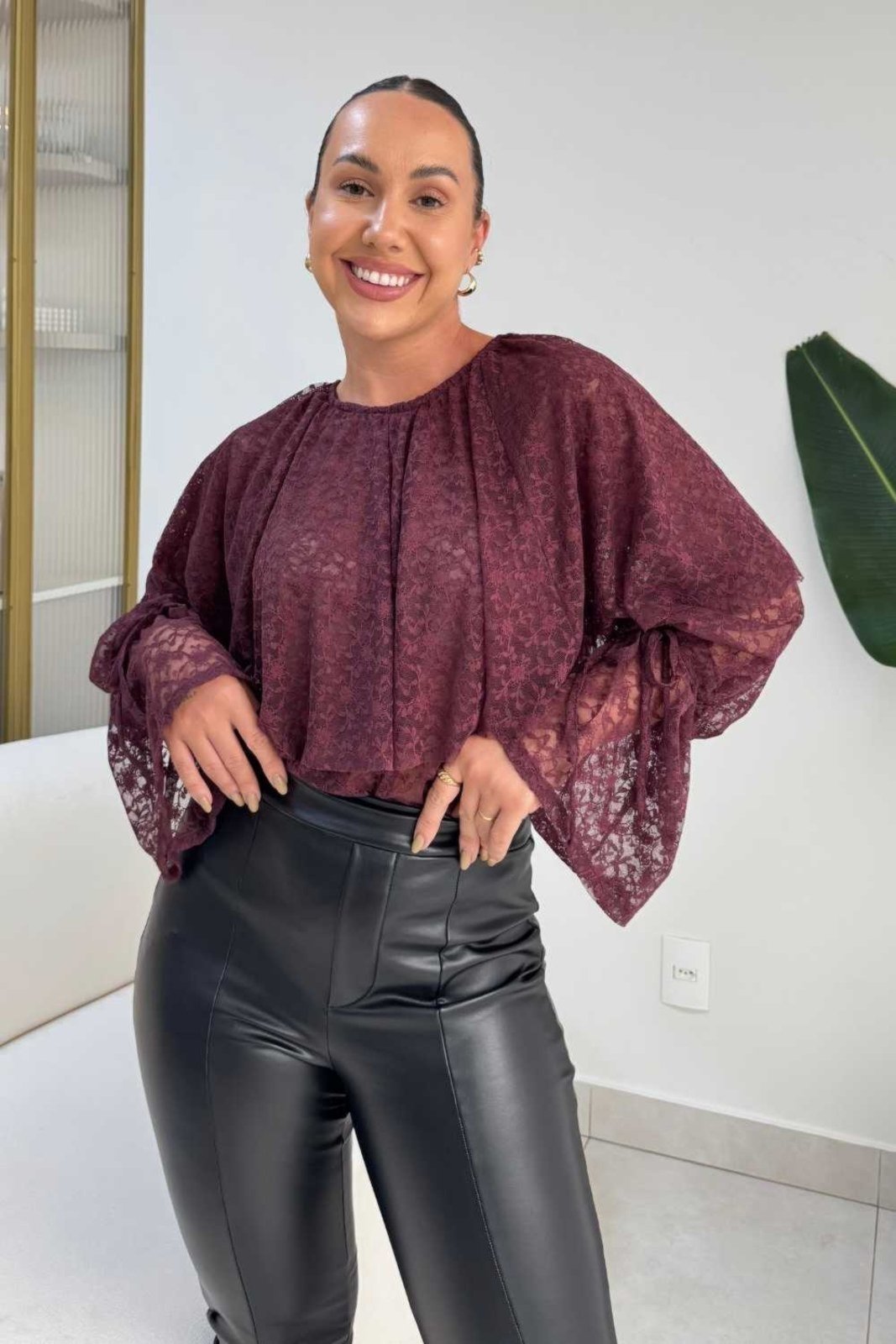 Vista 3 Blusa Vanibele Renda nude Vanibele nude