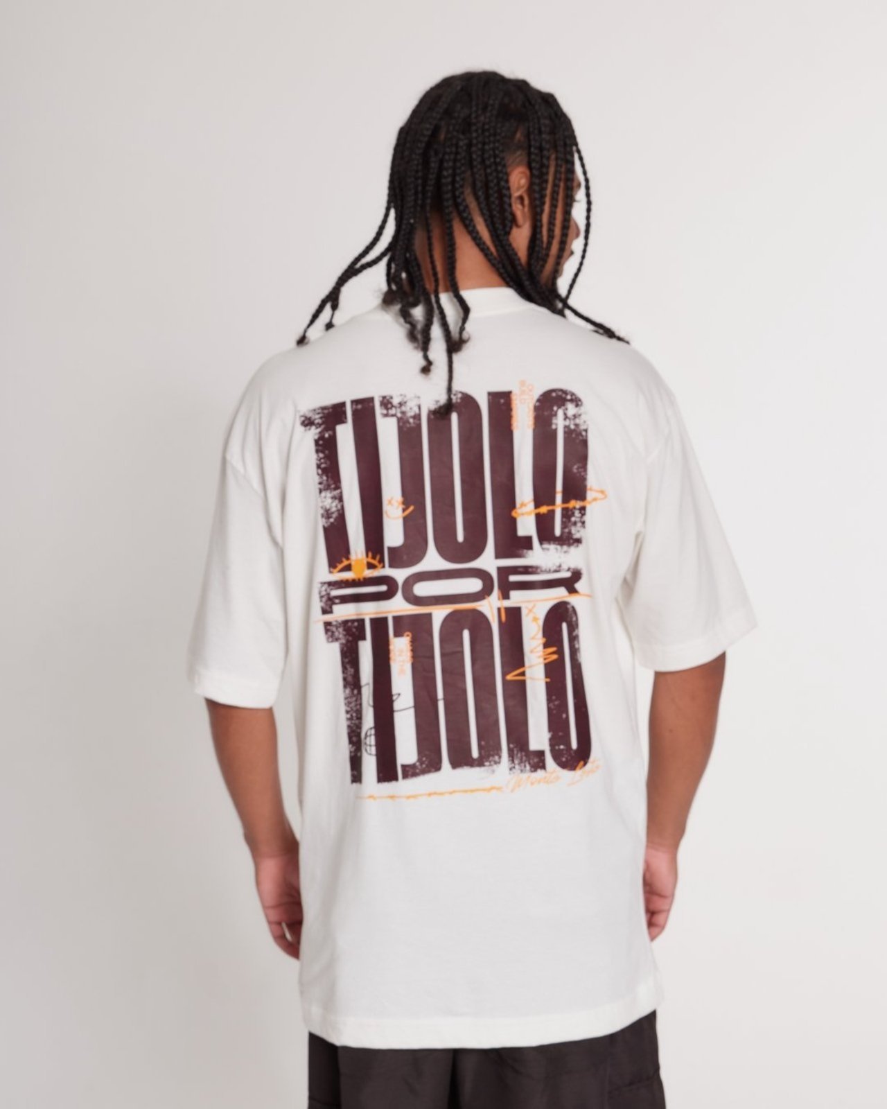 Camiseta Oversized Estampada Tijolo