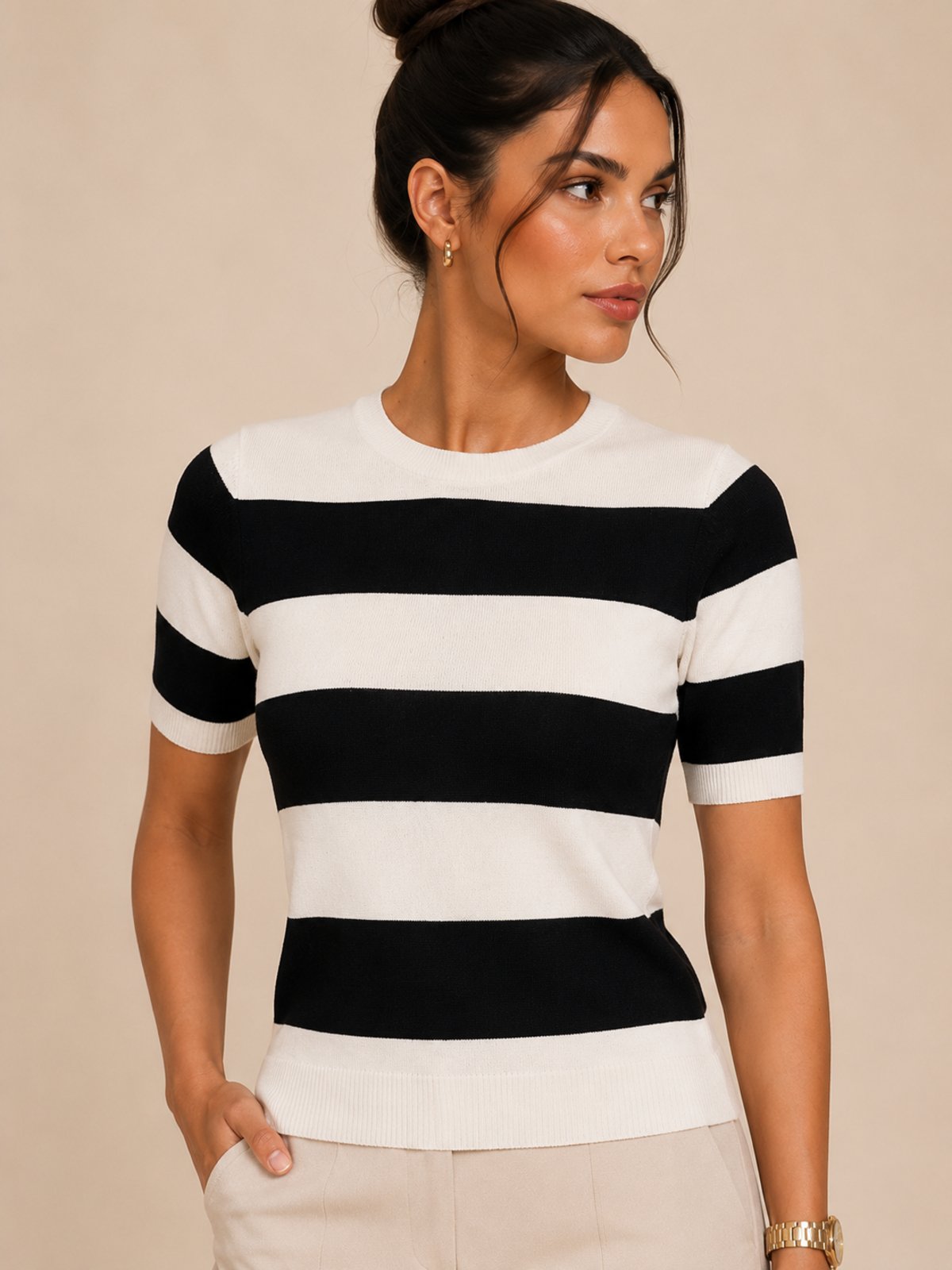 Blusa Feminina Modal Listrada Manga Curta Toque Macio Confortável Preta