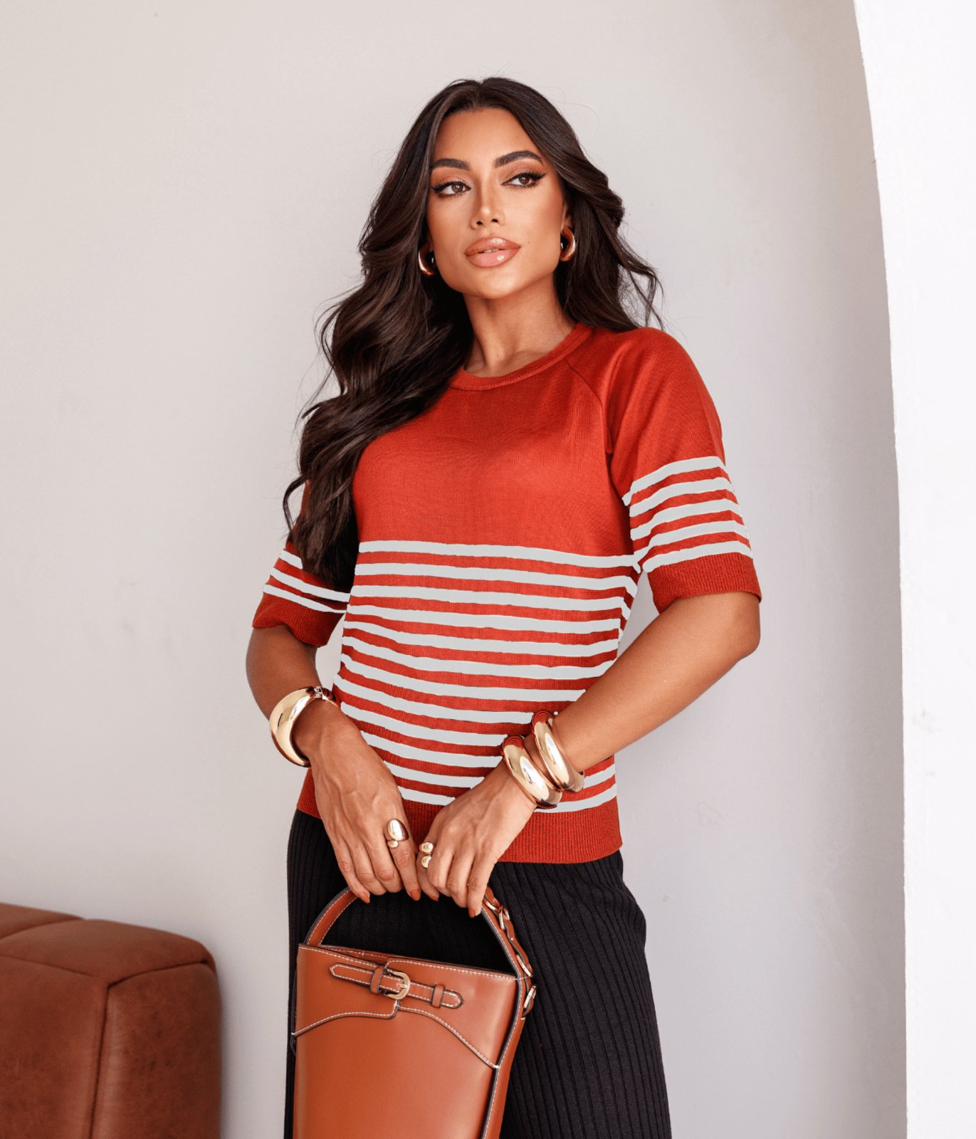 Blusa Cherry Line Tricô Manga Curta Listrada Gola Redonda Ferrugem E Off White
