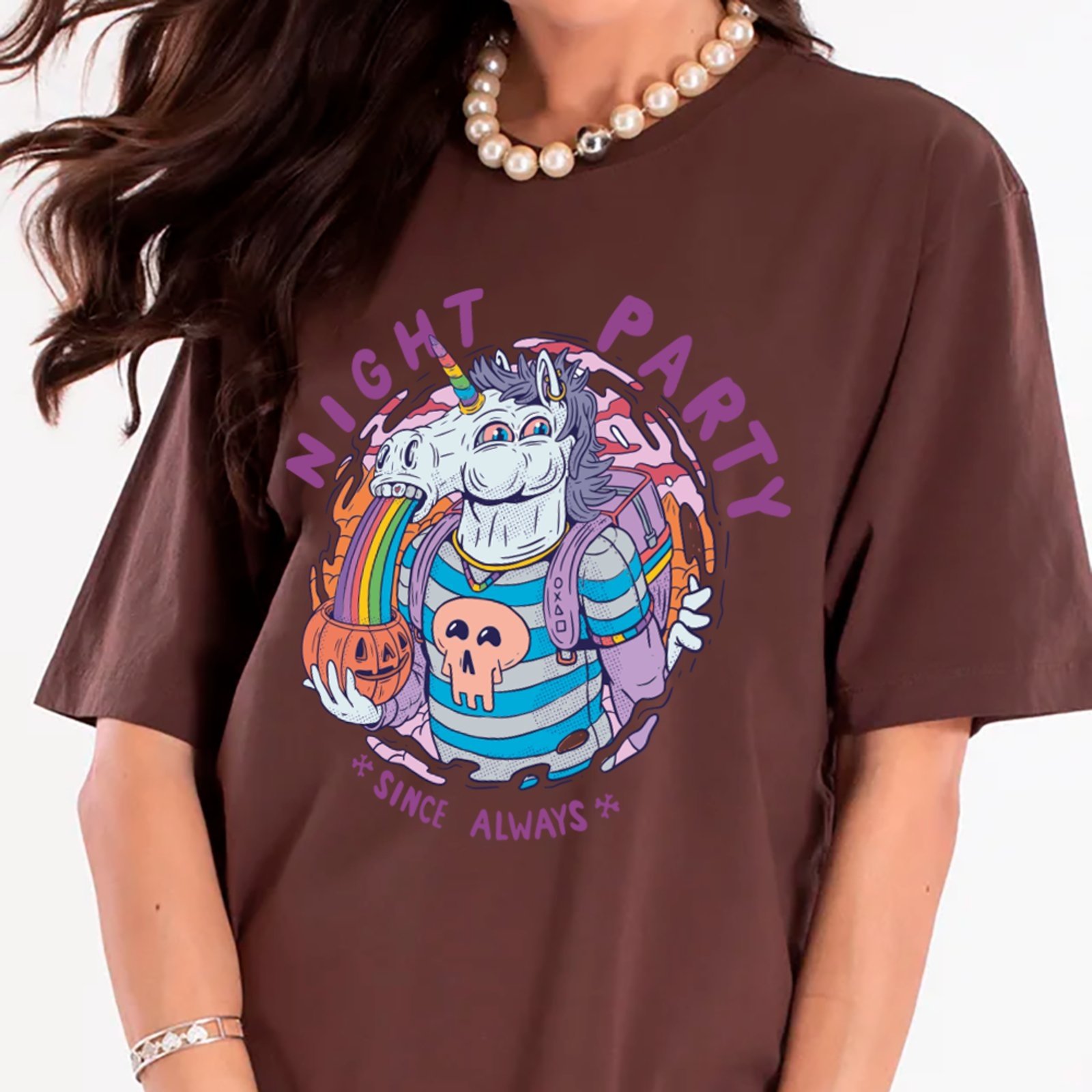 Vista 2 Camiseta Ousy Night Party Oversized Feminina marrom ousy marrom