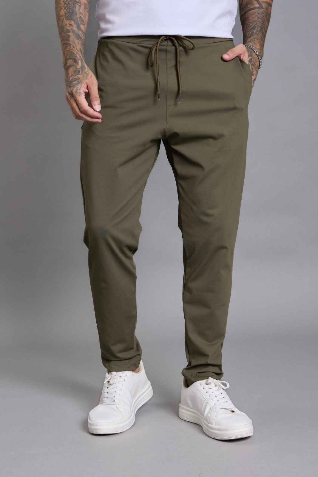 Calça Casual Flexível Masculina em Poliamida na Cor Verde Dialogo Jeans