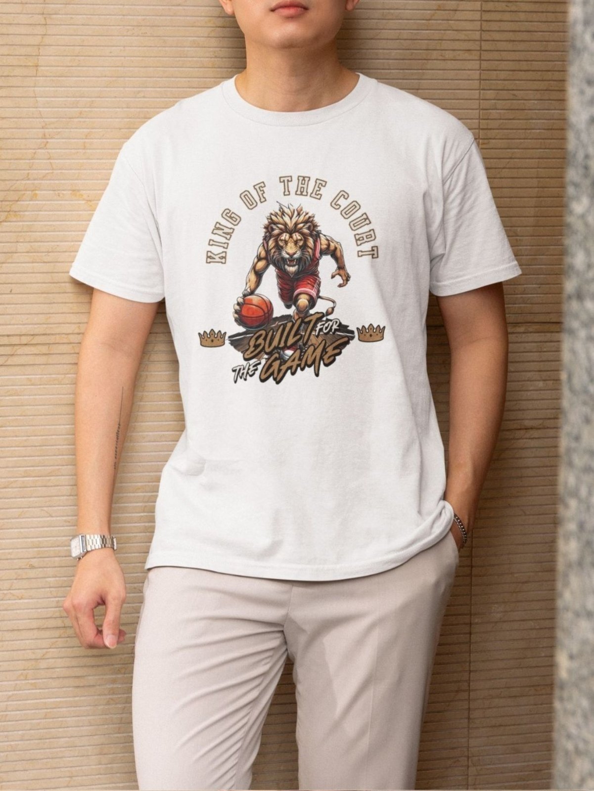 Camiseta Básica Masculina GuGi Basquete Leão Rei Das Quadras Branco