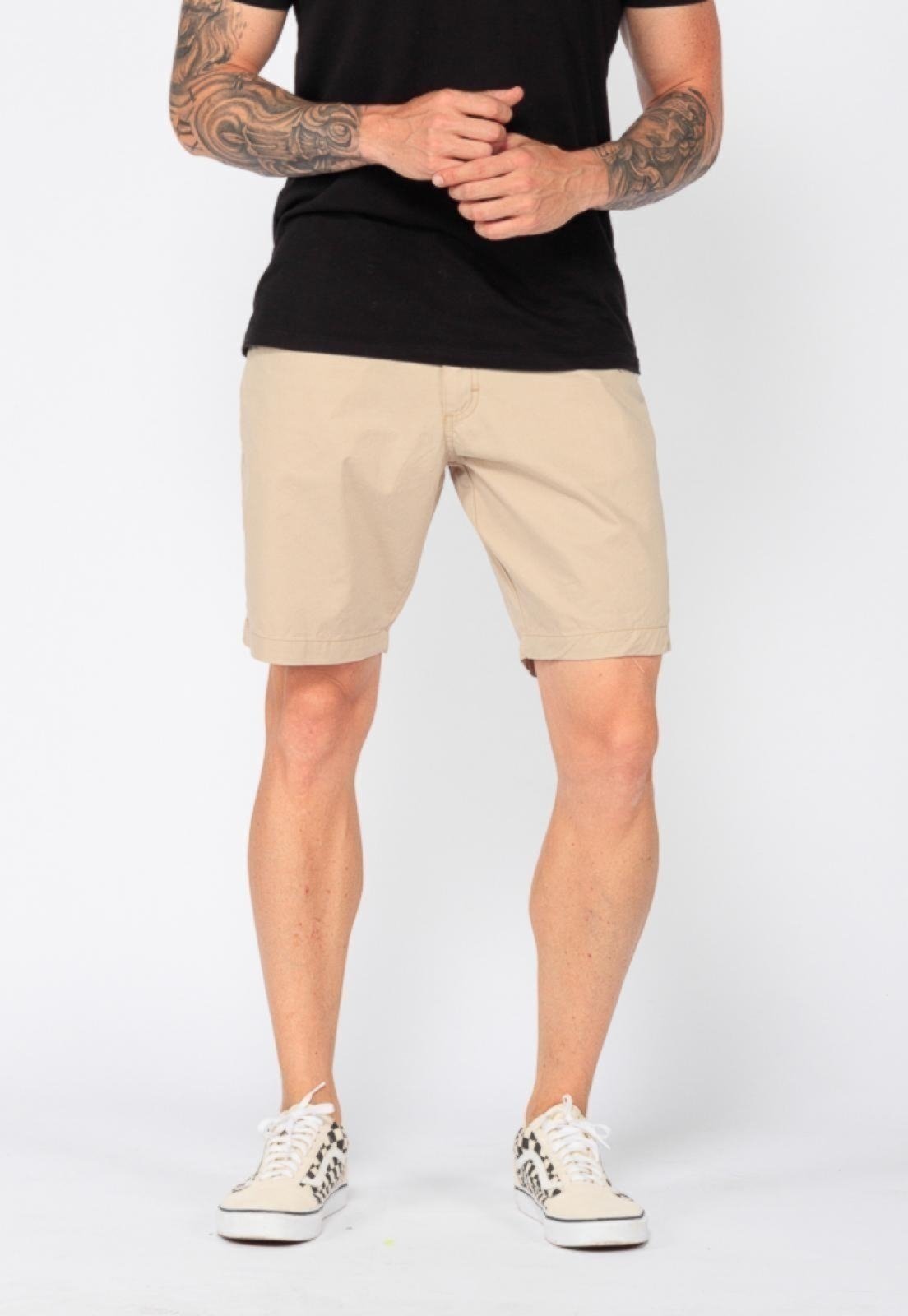 Vista 2 Bermuda Masculina Chino em Sarja Conforto e Estilo Casual Macaw verde/verde militar/verde oliva verde Macaw verde/verde militar/verde oliva verde