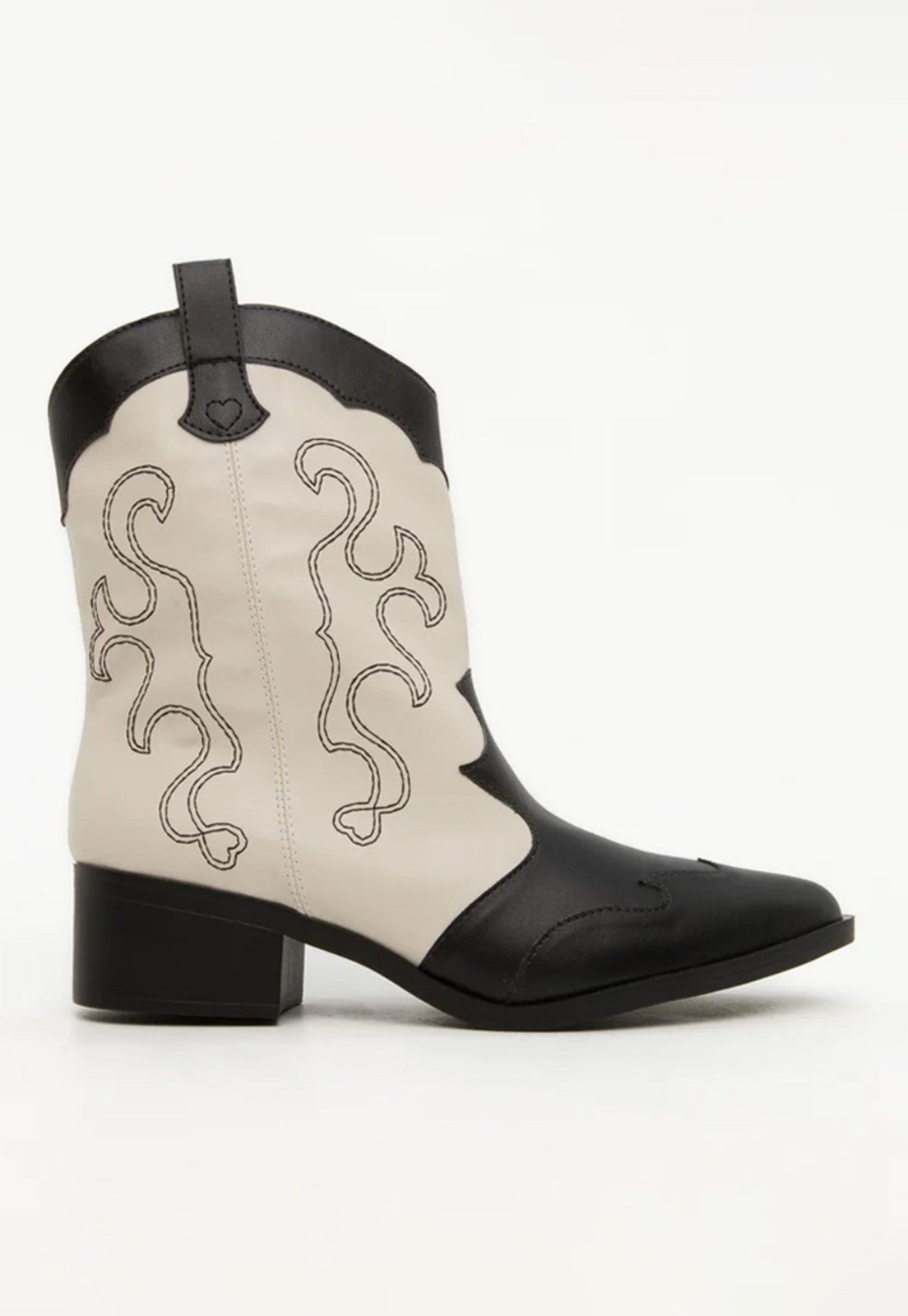 BOTA COUNTRY MARIANA DI VALENTINI NAPA