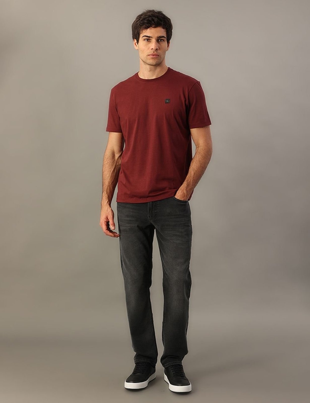 Calça Jeans Slim Com Filigrana Embossed - Preto Calvin Klein Jeans