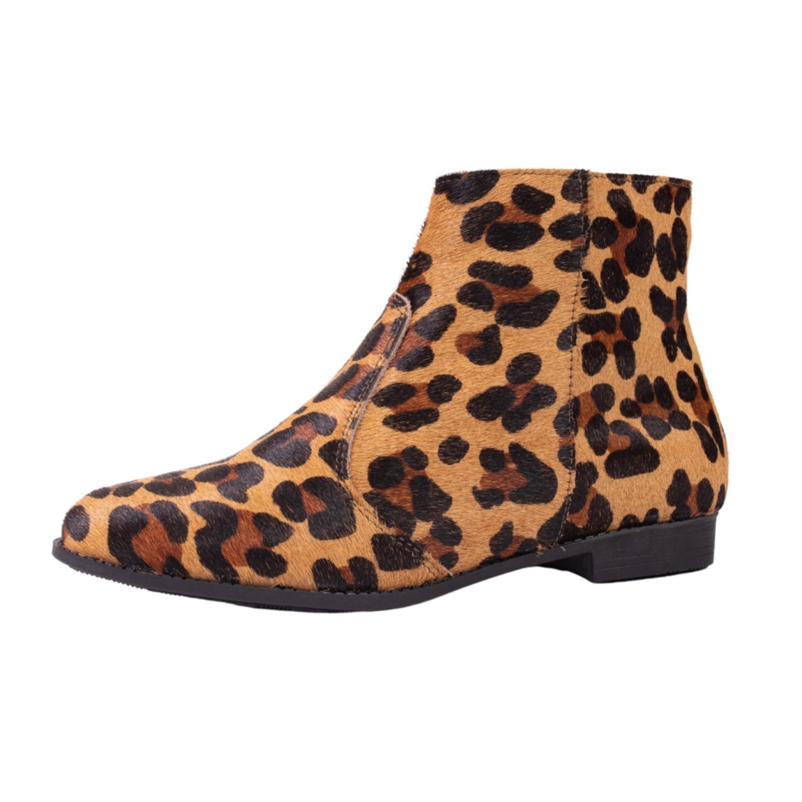 Bota Cano Curto Feminina em Couro Onça Kuento Shoes