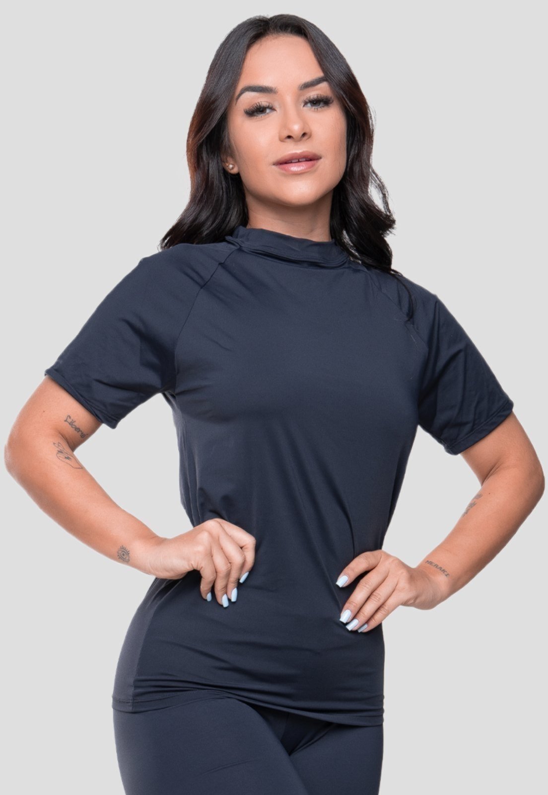 Camisa Térmica Adulto Feminina Manga Curta Segunda Pele Praia Surf Proteção Uv Esportiva 4 Estações Preto