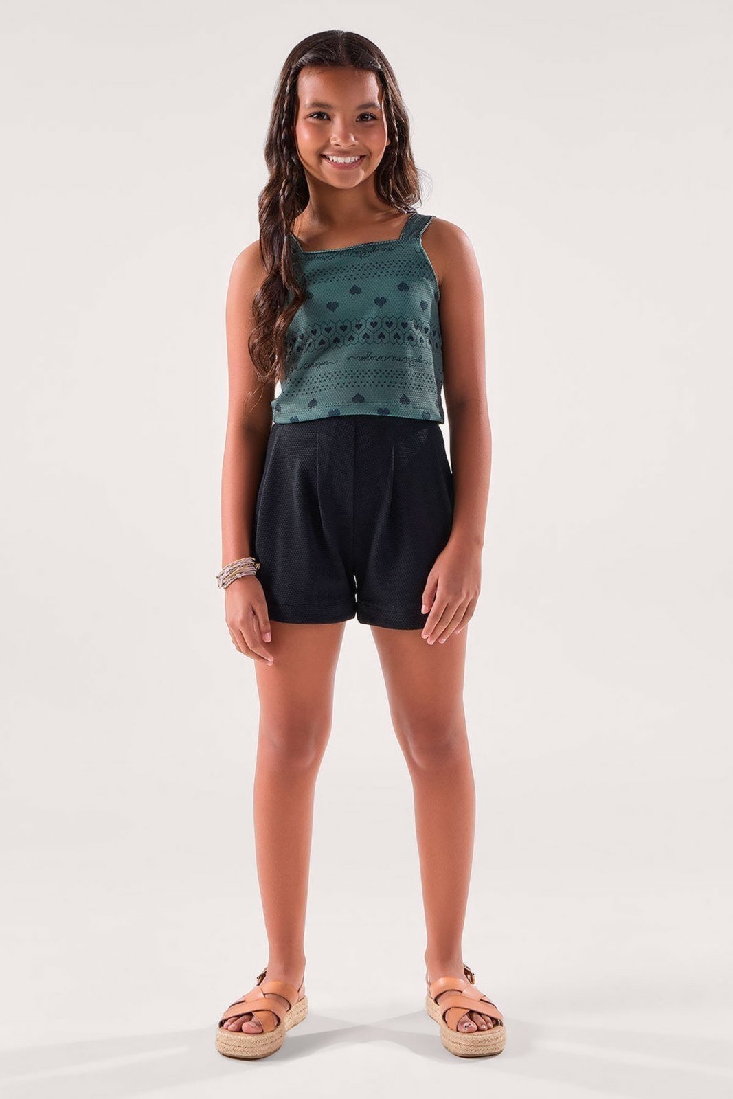 Infantil - Conjunto Blusa Verde Texturizada Corações e Shorts