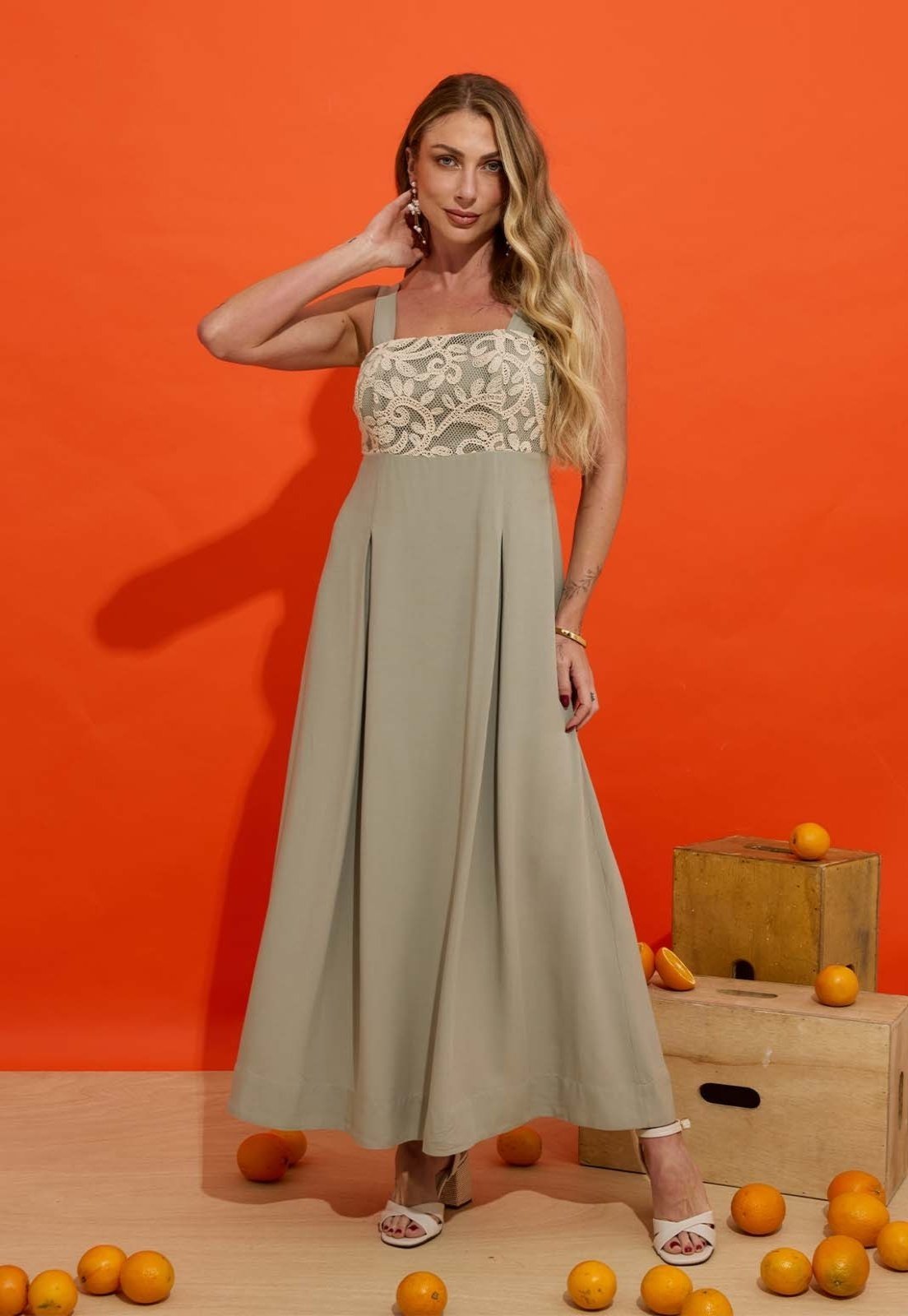 Vestido Kímika Longo Bordado Verde