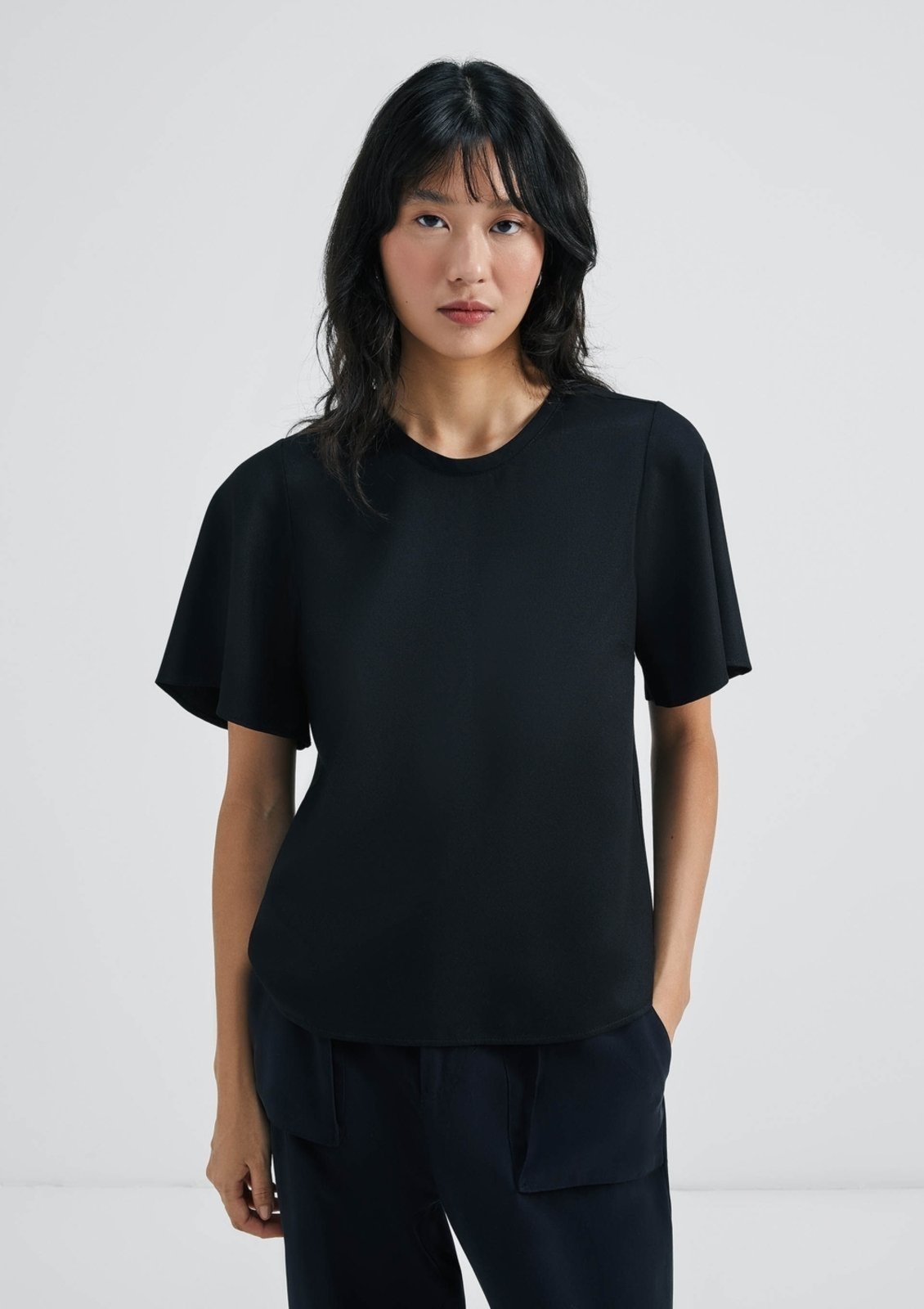 Blusa Feminina Manga Evasê Em Viscose Creponada Hering