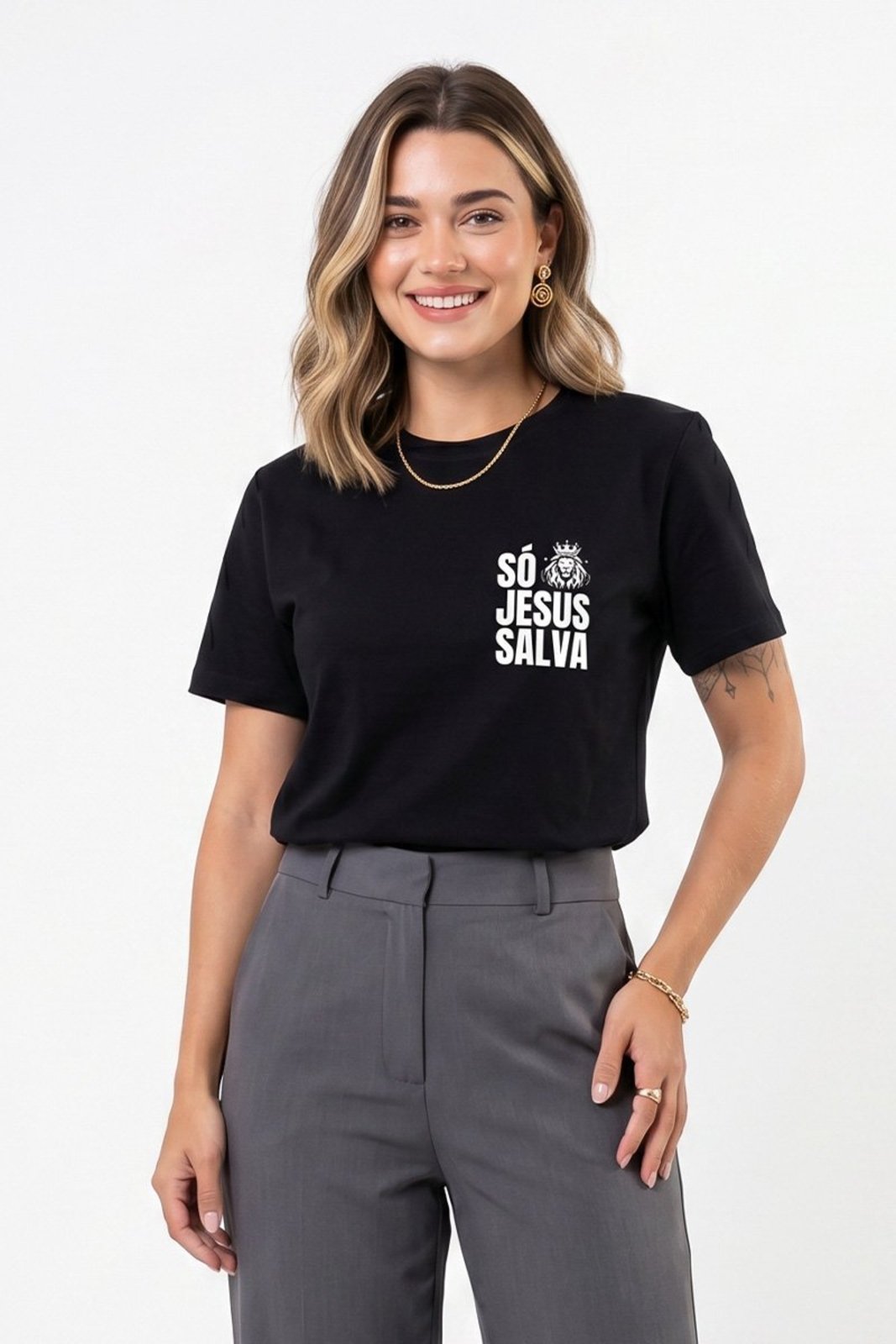 Camiseta Cianitas Preta Estampa Só Jesus Salva